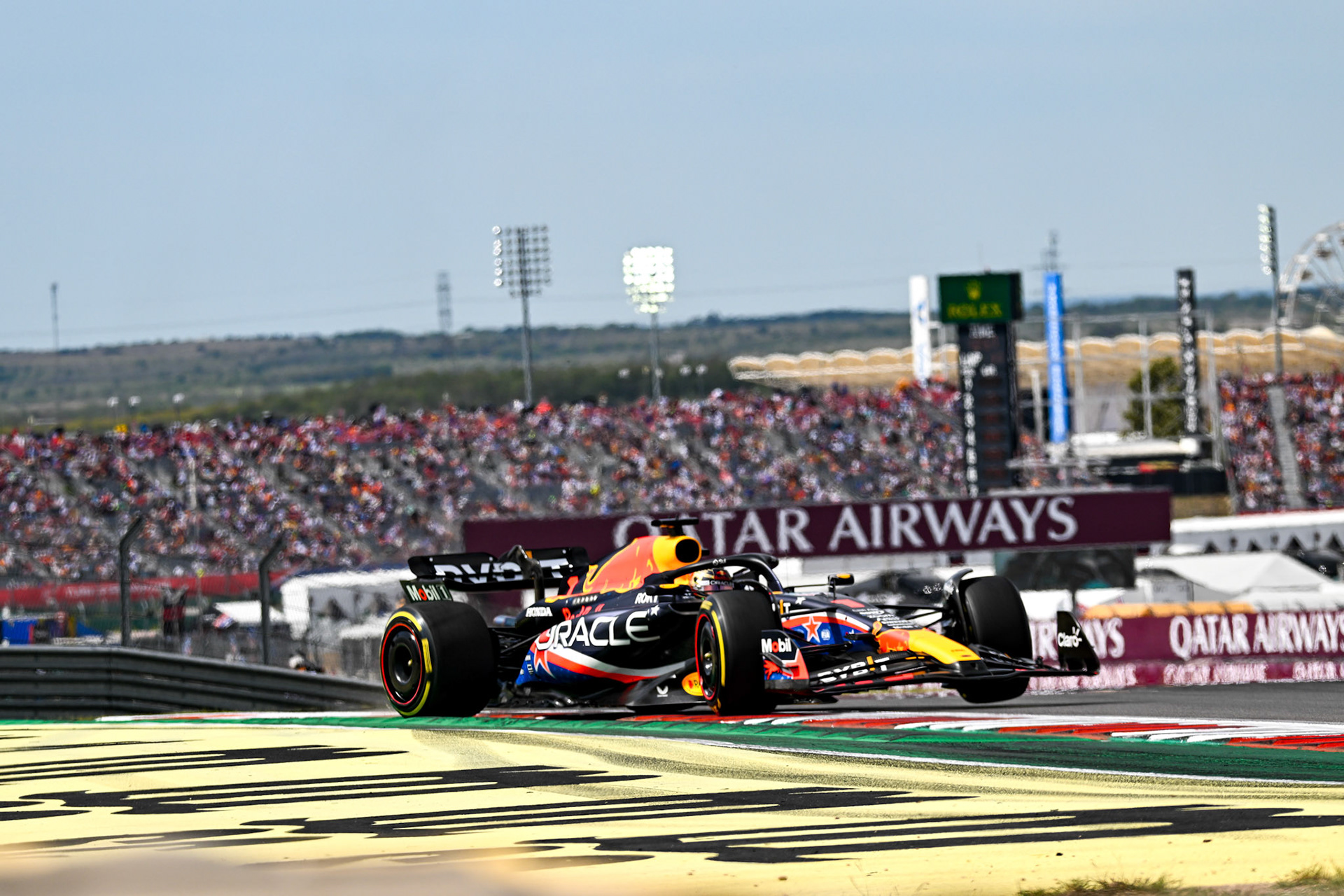 Max Verstappen´s 360 Grad Dreher im Sprint Shootout, (NED) Red Bull Racing;Formel 1 GP USA Austin Texas. Samstag 21.10.2023