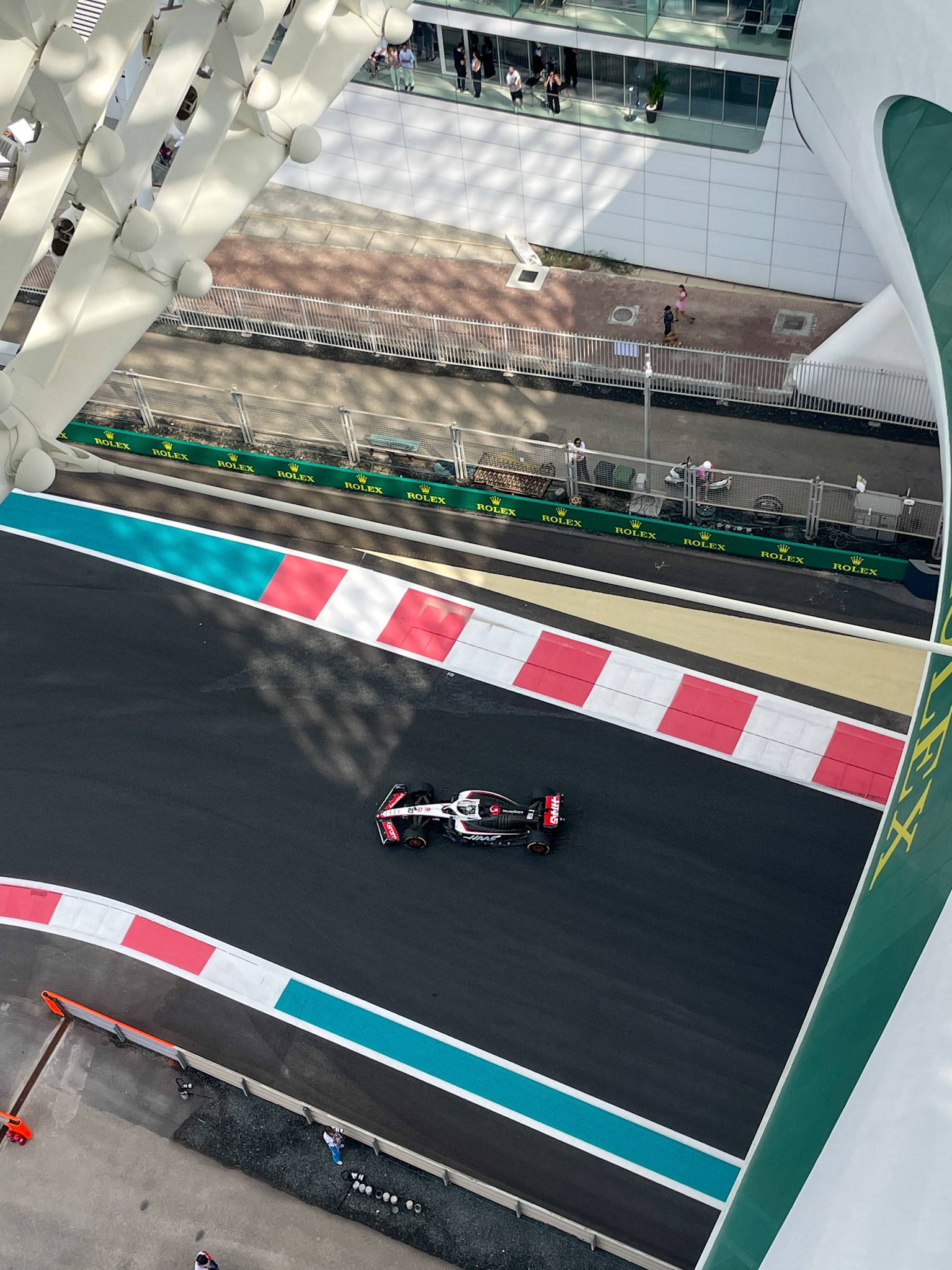 Nico Hülkenberg (GER) Haas F1 Team; Formel 1 GP Abu Dhabi. Samstag 25.11.2023