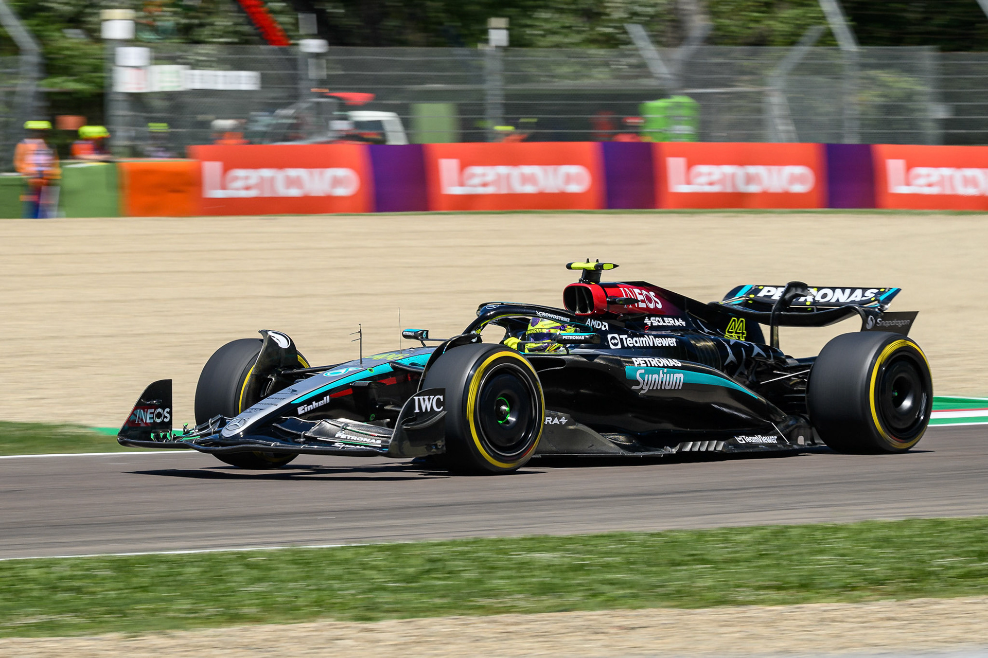 Lewis Hamilton #44, Mercedes-AMG Petronas F1 Team; F1 GP Imola / Italien Freitag, 17.05.2024