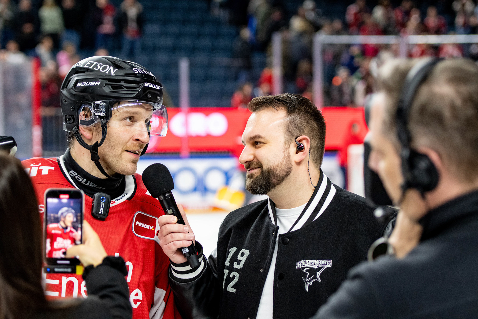 Frederik Storm im Interview; DEL Kölner Haie - Fishtown Pinguins Bremerhaven, 30.01.2024
