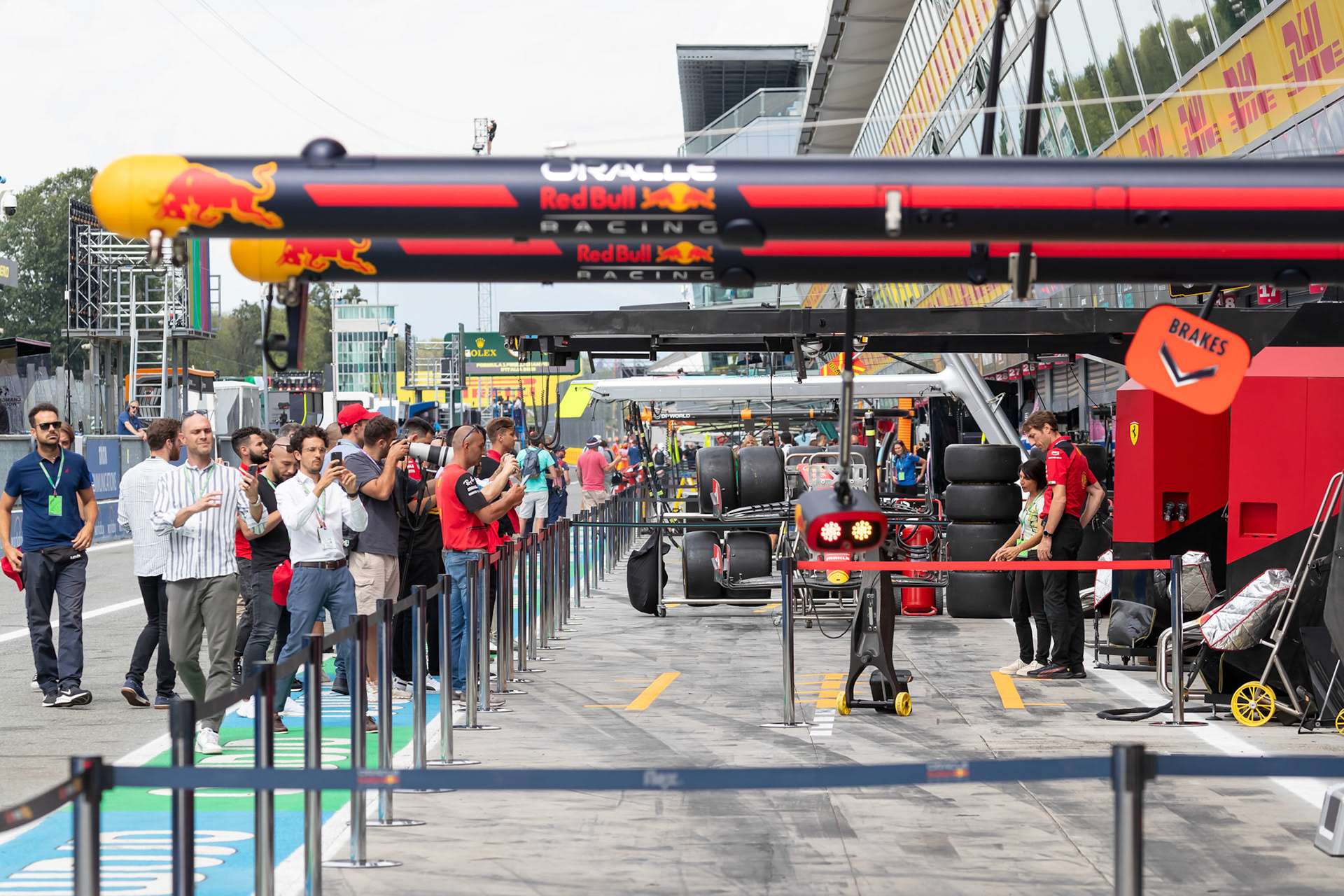 Boxengasse / Pitlane; Formel 1 GP Italien / Monza. Donnerstag, 31.08.2023