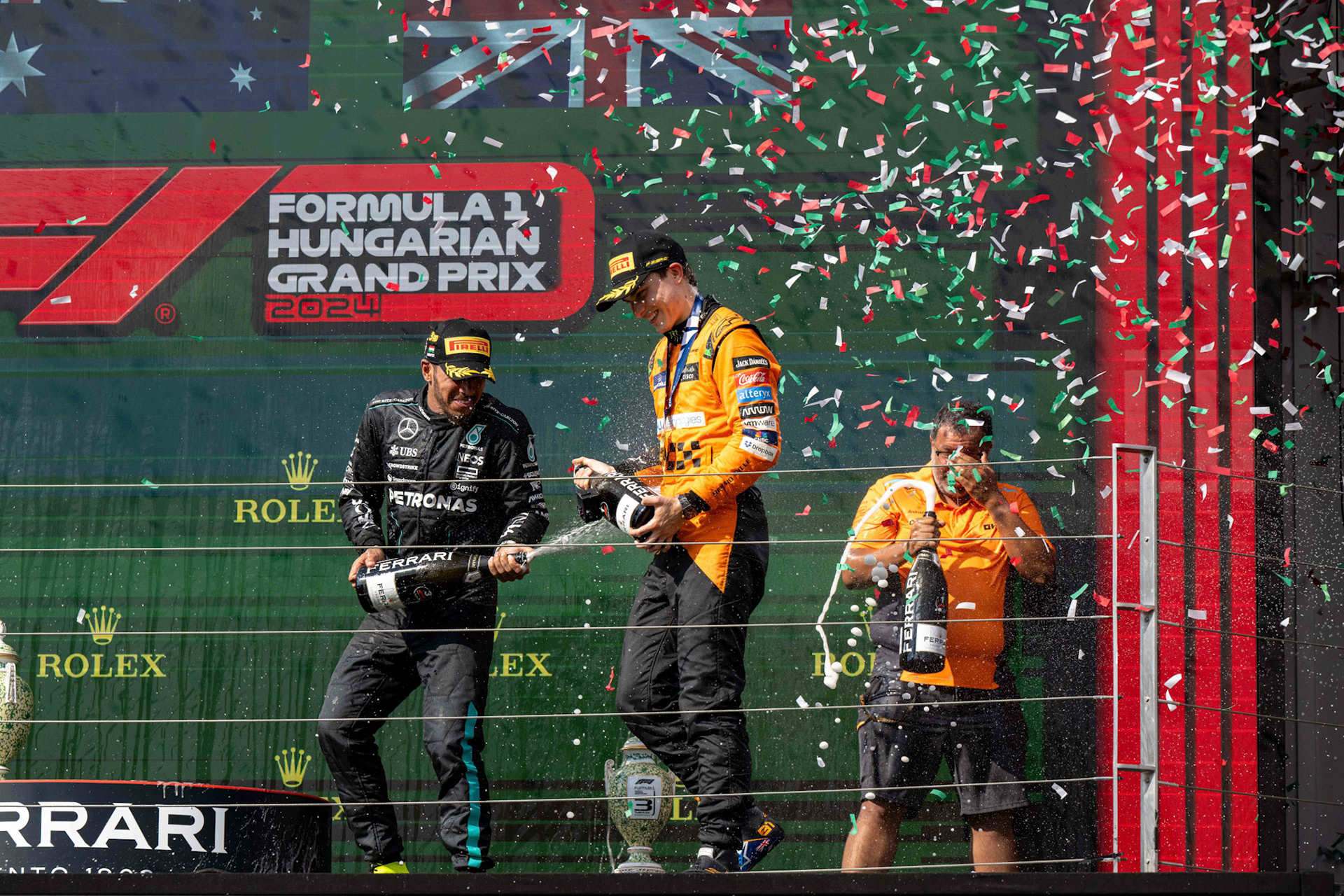 Lewis Hamilton #44, Mercedes-AMG Petronas F1 Team und Oscar Piastri #81, McLaren Formula 1 Team auf dem Podium.;Formel 1 Budapest / Ungarn