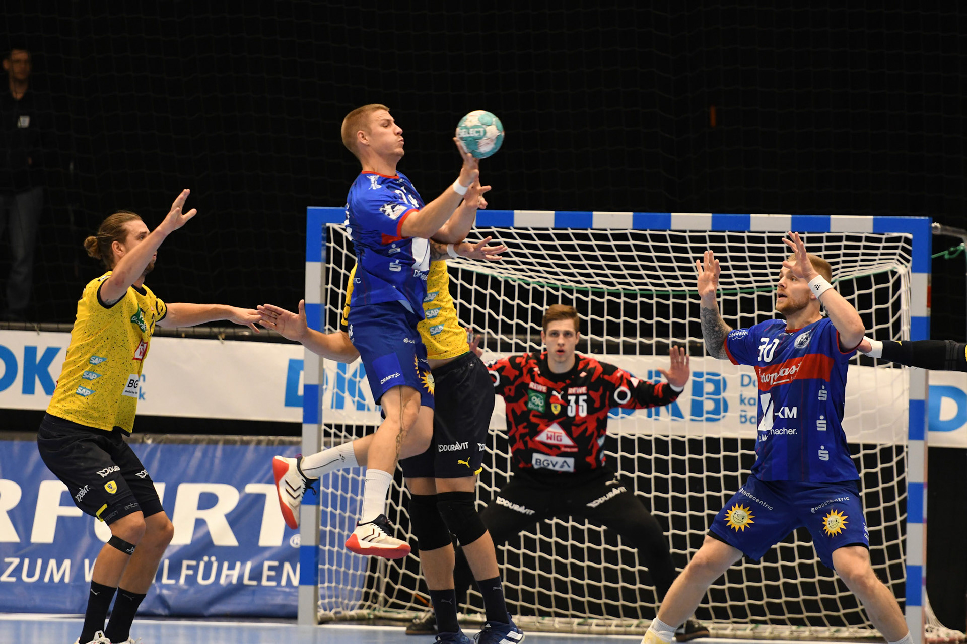 Tom Kare Nikolaisen #30; Handball Bundesliga; BHC 06 - Rhein Neckar Loewen 29.09.2022