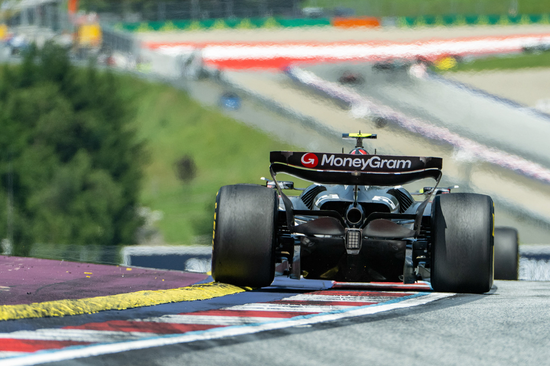 Nico Hülkenberg #27, MoneyGram Haas F1 Team;Formel 1 GP Austria / Österreich. Samstag, 29.06.2024