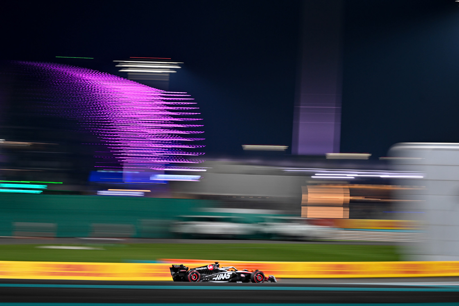 Kevin Magnussen (DEN) Haas F1 Team;Formel 1 GP Abu Dhabi. Samstag 25.11.2023