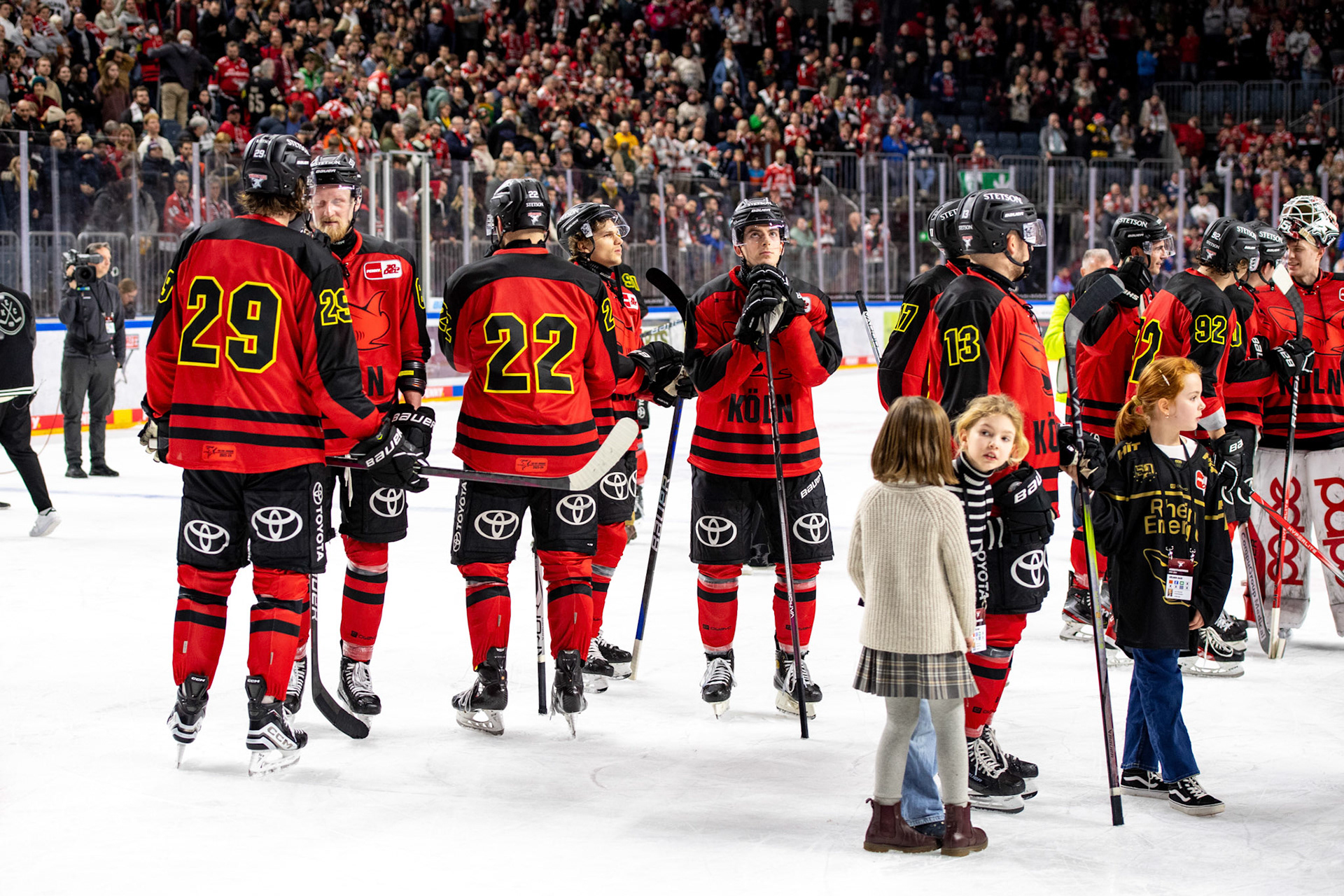 Koelner Haie; DEL Kölner Haie - Nürnberg Ice Tigers, 17.12.2023