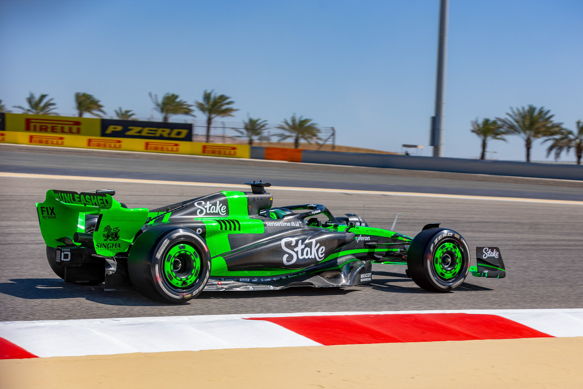Valtteri Bottas #77, Stake F1 Team Kick Sauber; Formel 1 Pre-Season Tests Bahrain. Mittwoch, 21.02.2024