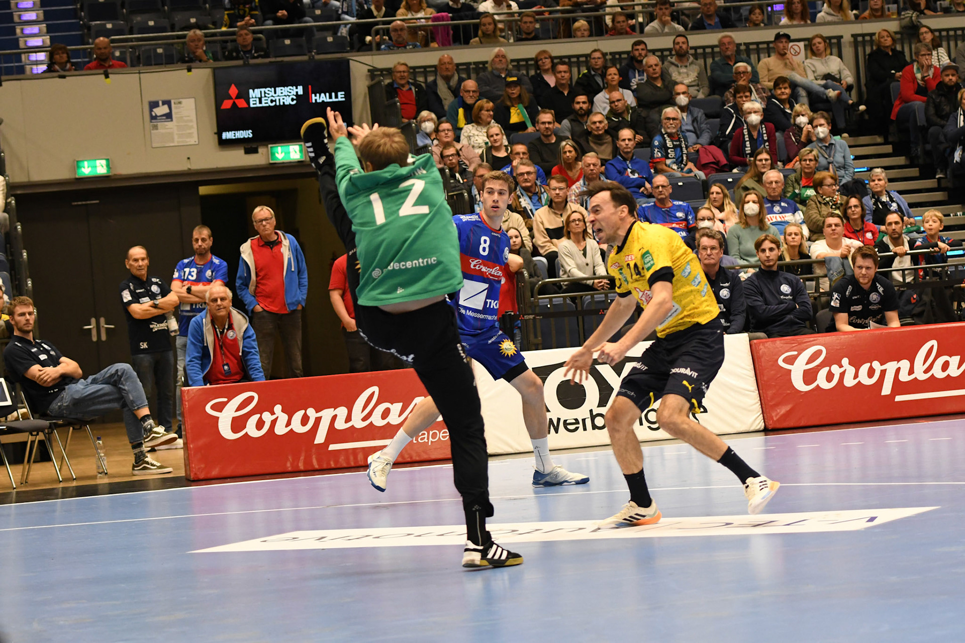 Peter Johannesson #12; Handball Bundesliga; BHC 06 - Rhein Neckar Loewen 29.09.2022