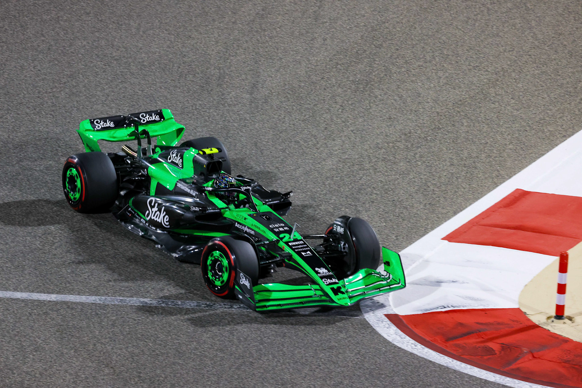 Guanyu Zhou #24, Stake F1 Team Kick Sauber; Formel 1 GP Bahrain. Freitag 01.03.2024