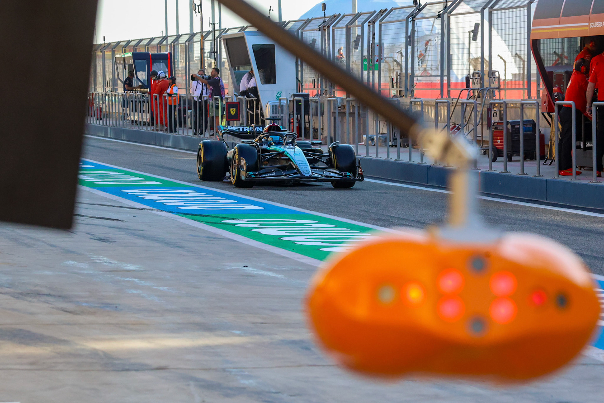 George Russell #63, Mercedes-AMG Petronas F1 Team; Formel 1 Pre-Season Tests Bahrain. Mittwoch, 21.02.2024