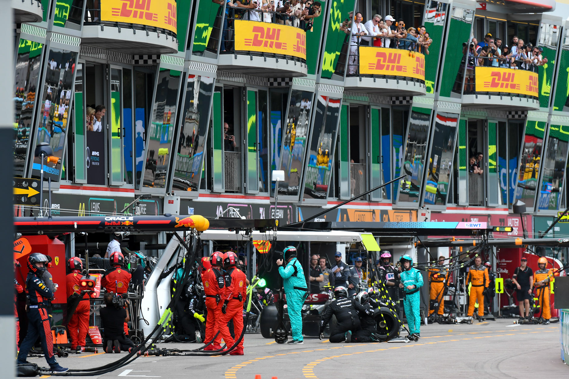 Boxenstop Mercedes AMG F1 Team; Formel 1 GP Monaco. Sonntag 28.05.2023