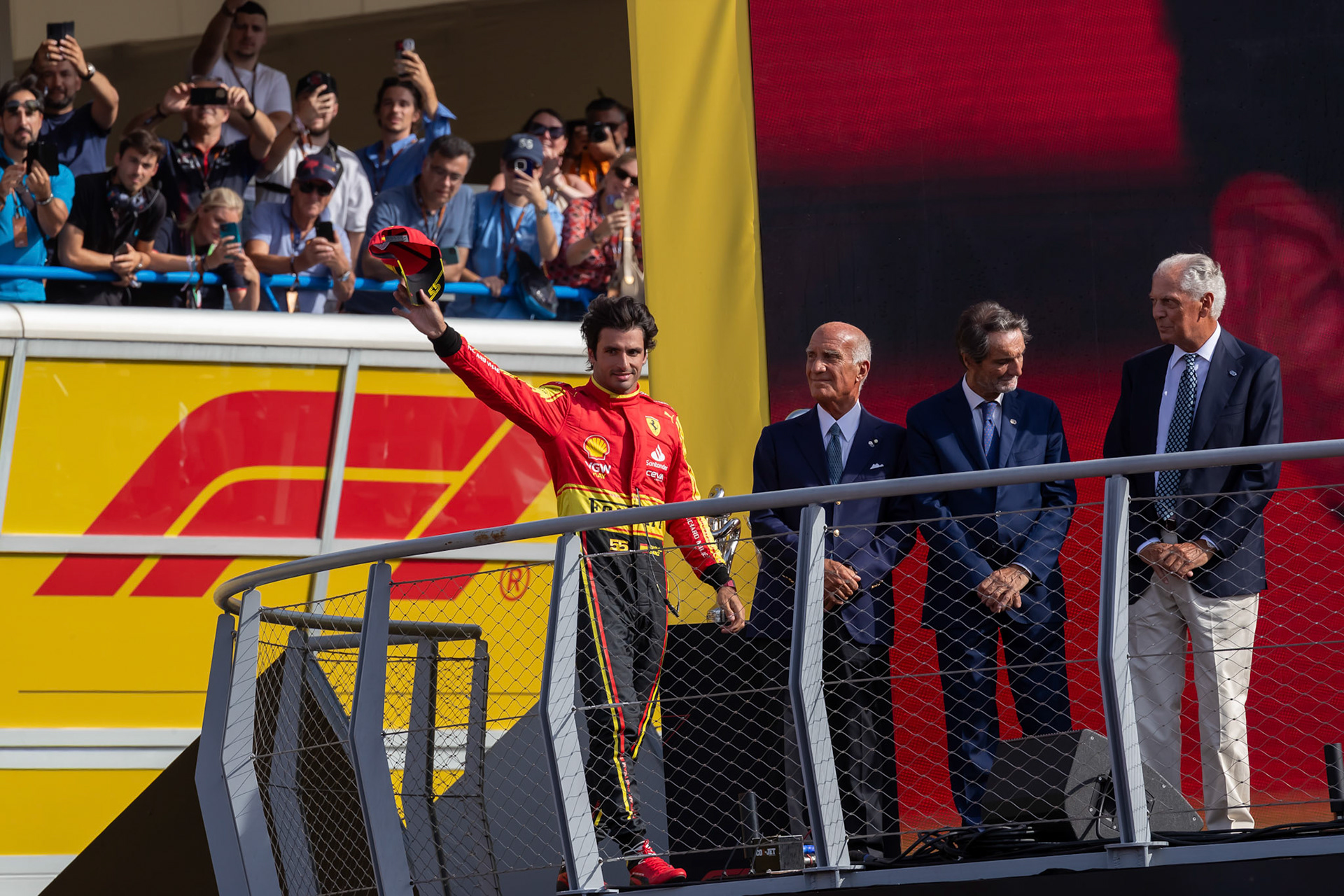Carlos Sainz (ESP) Scuderia Ferrari; Formel 1 GP Italien / Monza. Sonntag, 03.09.2023