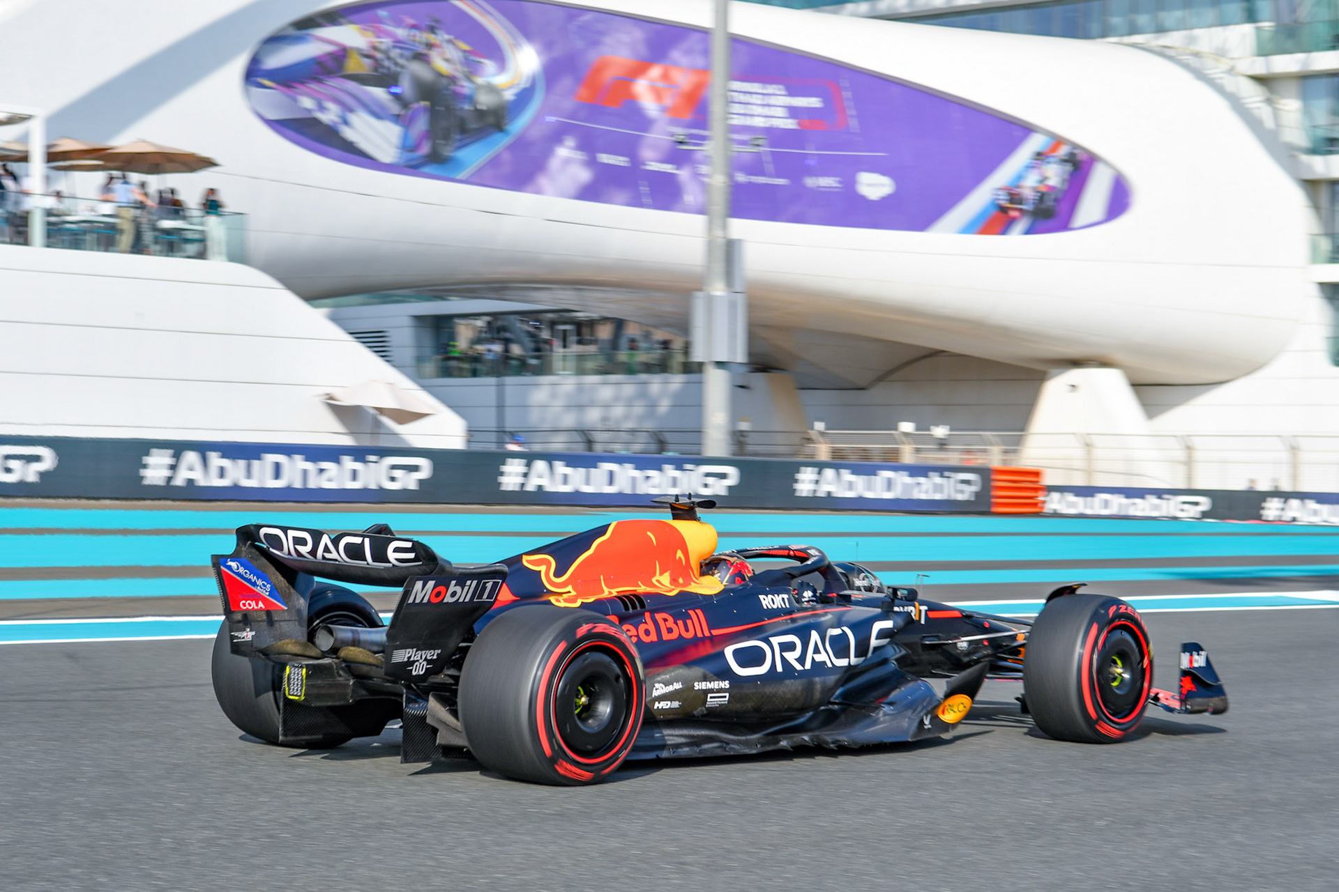 Max Verstappen (NED) Red Bull Racing;Formel 1 GP Abu Dhabi. Samstag 25.11.2023