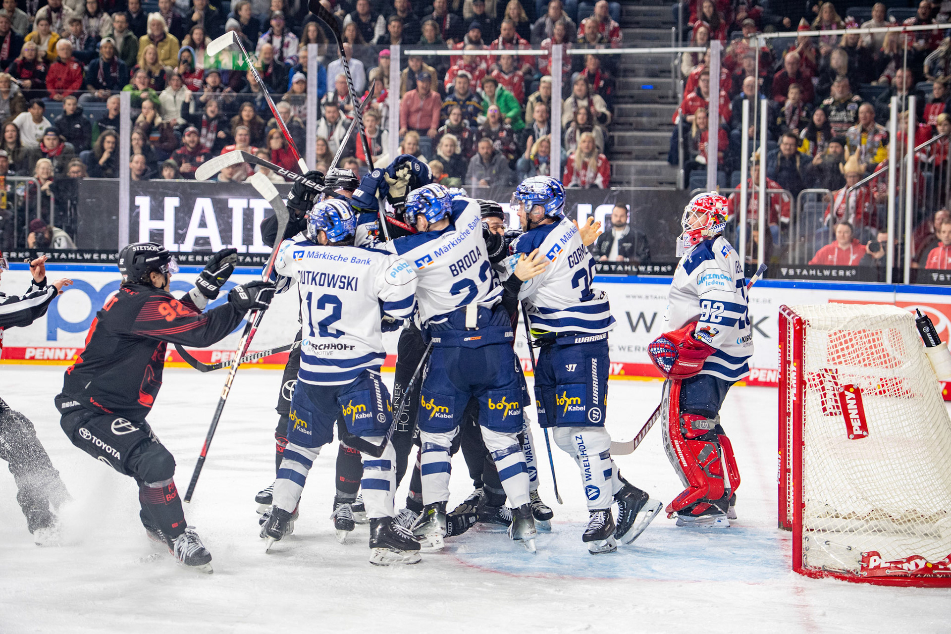 Iserlohn Roosters, Kölner Haie; DEL Kölner Haie - Iserlohn Roosters, 13.02.2024