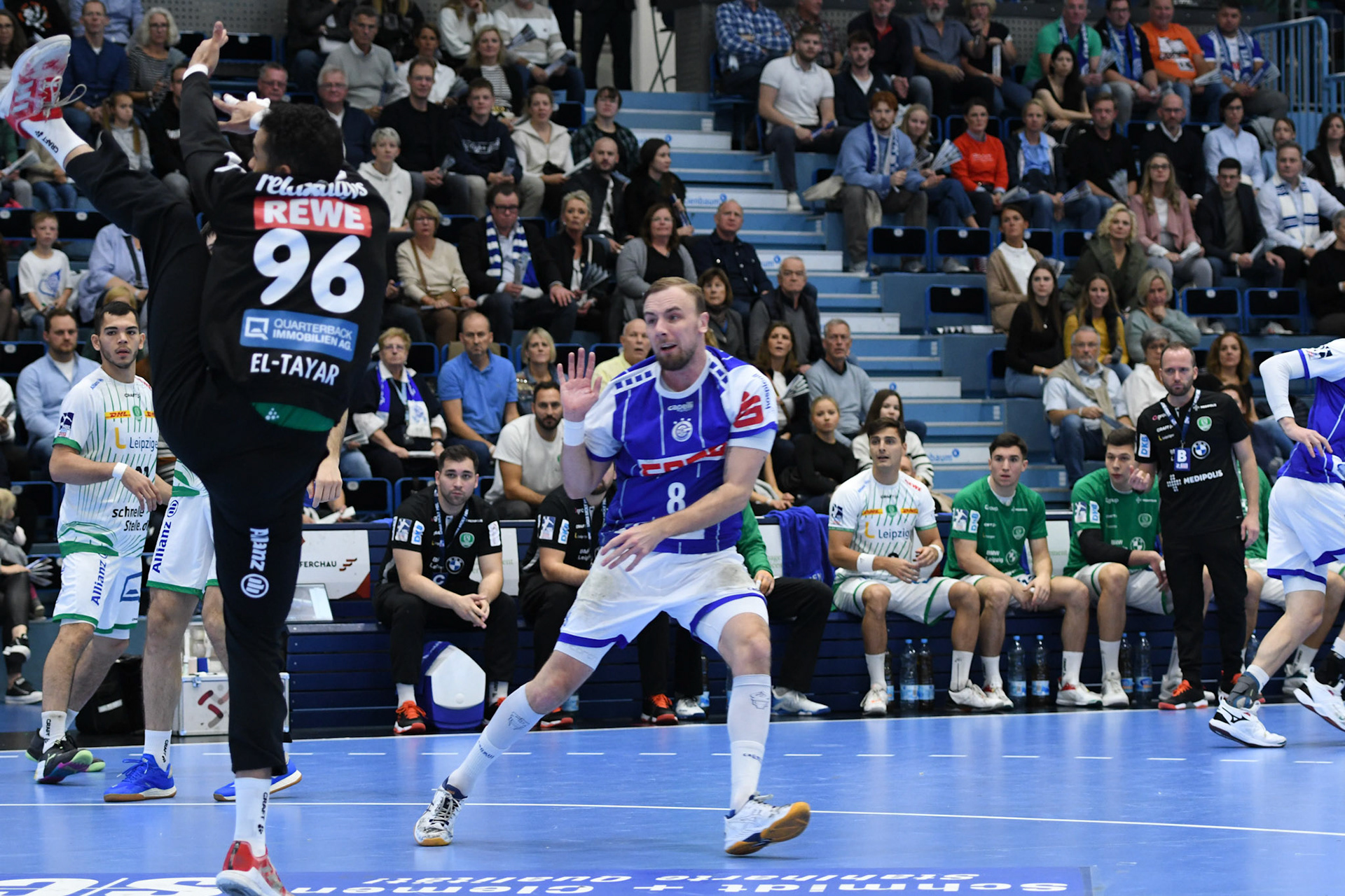 Lukas Blohme #8; Handball Bundesliga; VfL Gummersbach - SCDHFK Leipzig 09.10.2022