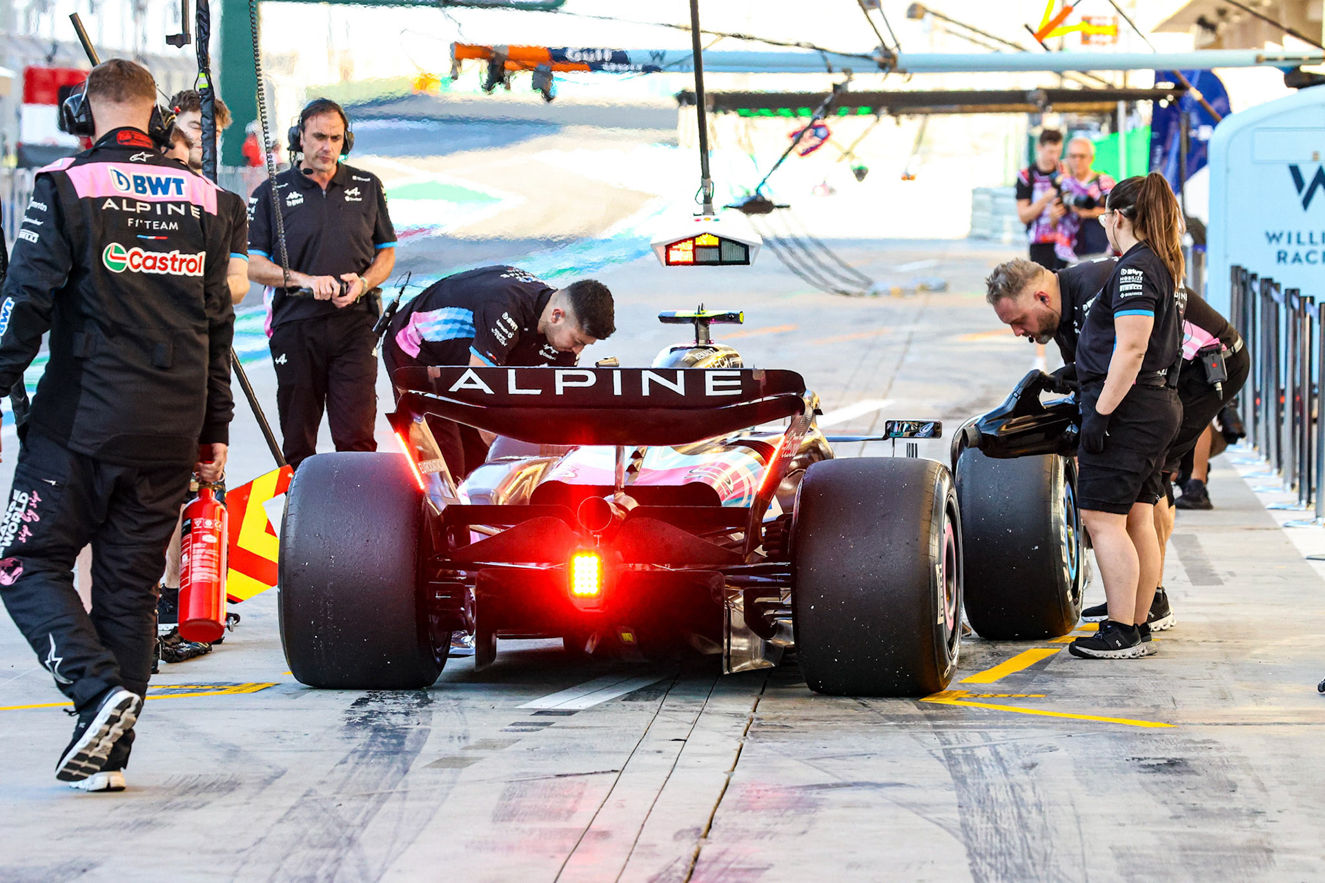 Pierre Gasly #10, BWT Alpine F1 Team; Formel 1 Pre-Season Tests Bahrain. Mittwoch, 21.02.2024