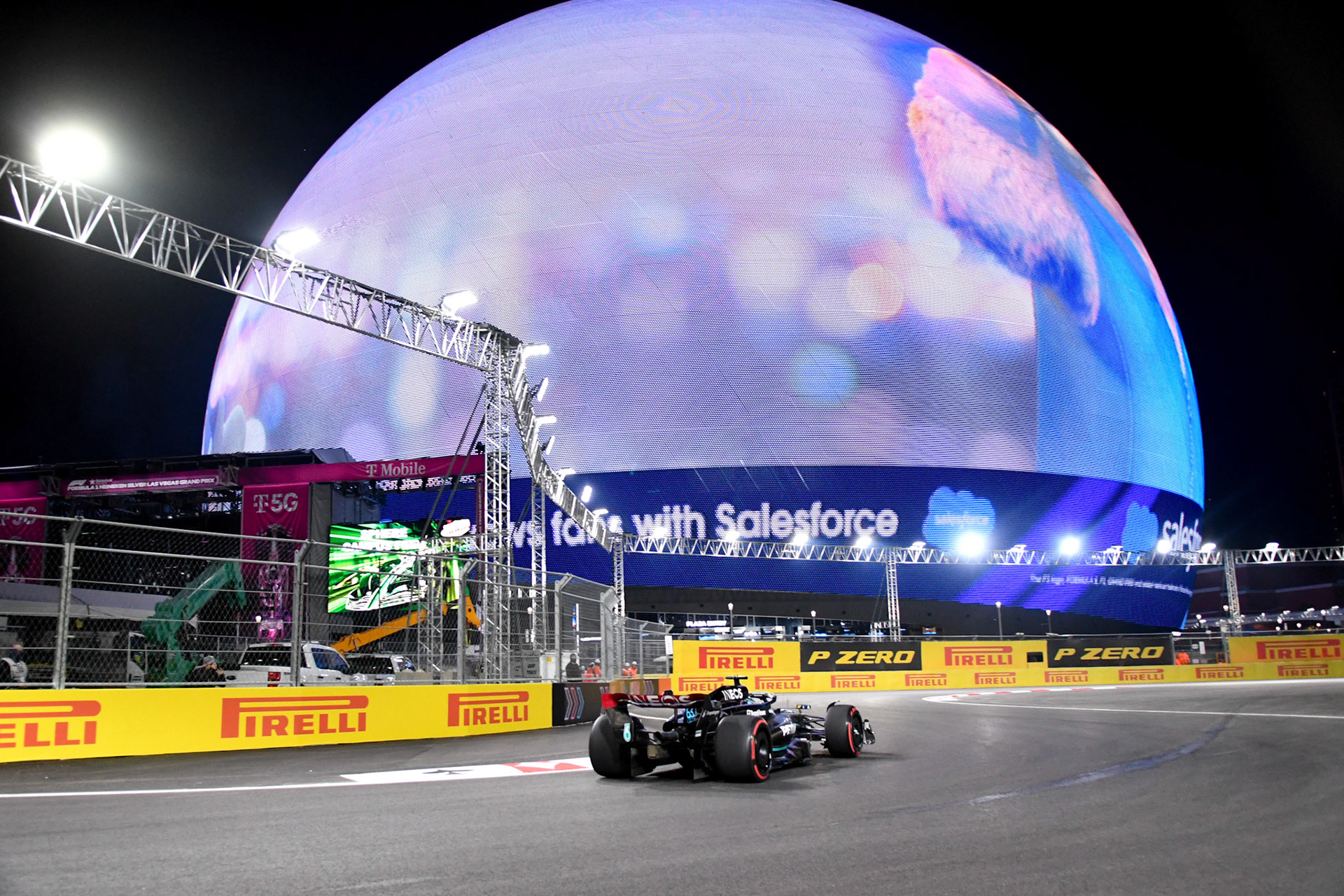 George Russell (GBR) Mercedes AMG F1 Team; Formel 1 GP USA Las Vegas. Samstag 18.11.2023