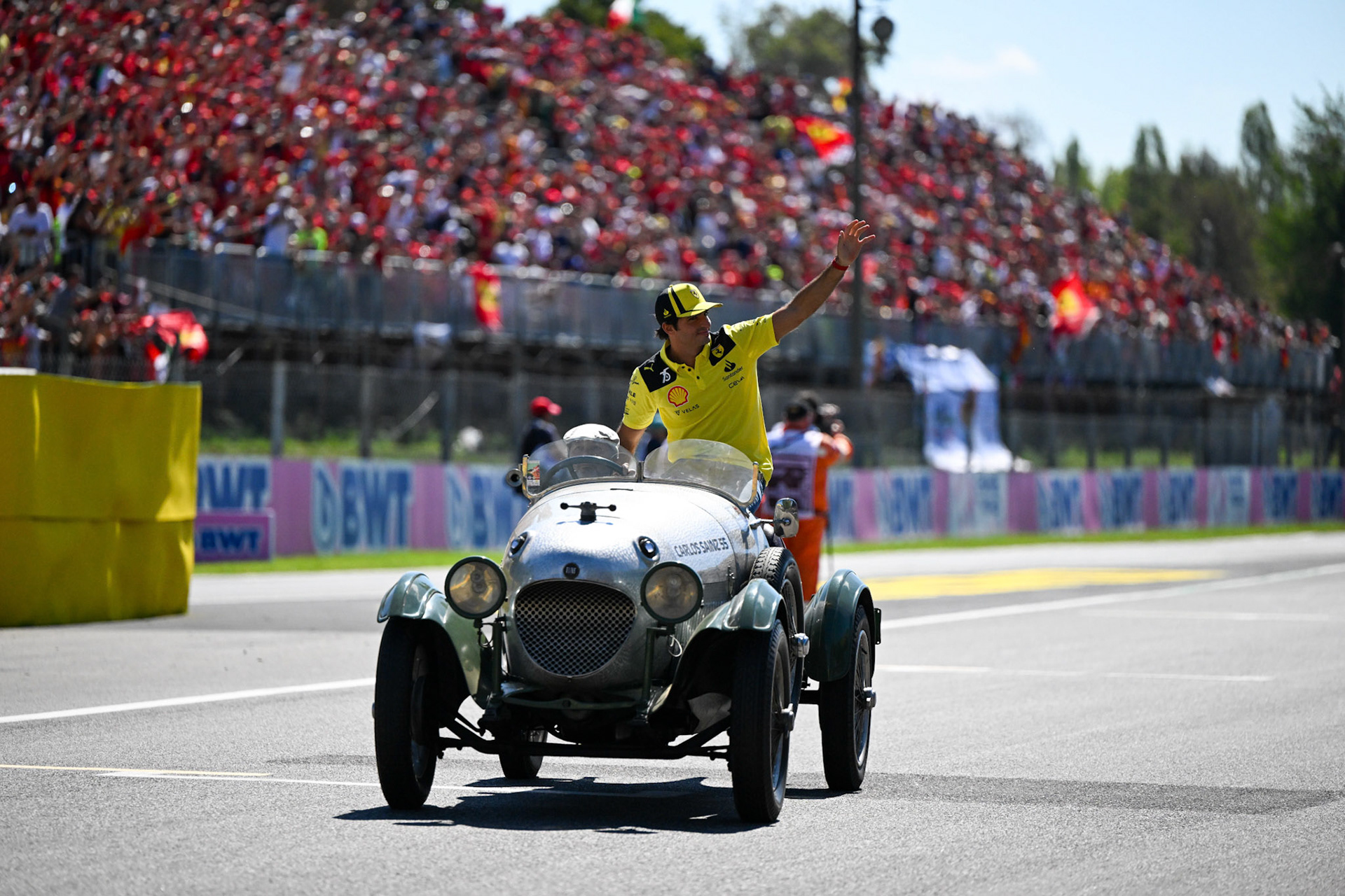 Carlos Sainz (ESP) Scuderia Ferrari; Formel 1 GP Italien Monza, Sonntag, 11.09.2022