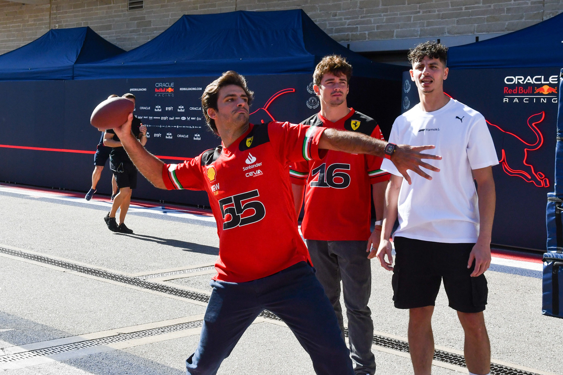 Carlos Sainz und Charles Leclerc, Scuderia Ferrari; Formel 1 GP USA Austin Texas. Freitag 20.10.2023