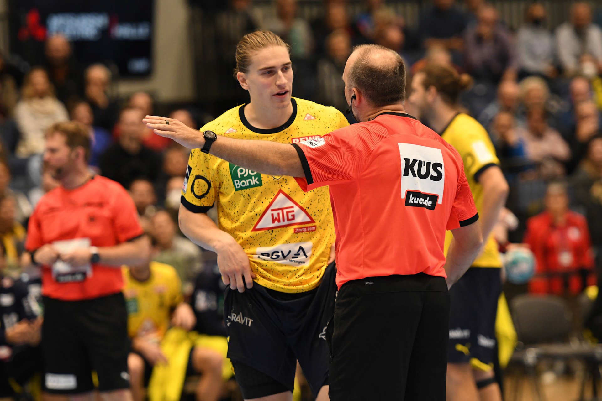 Juri Knorr #10; Handball Bundesliga; BHC 06 - Rhein Neckar Loewen 29.09.2022