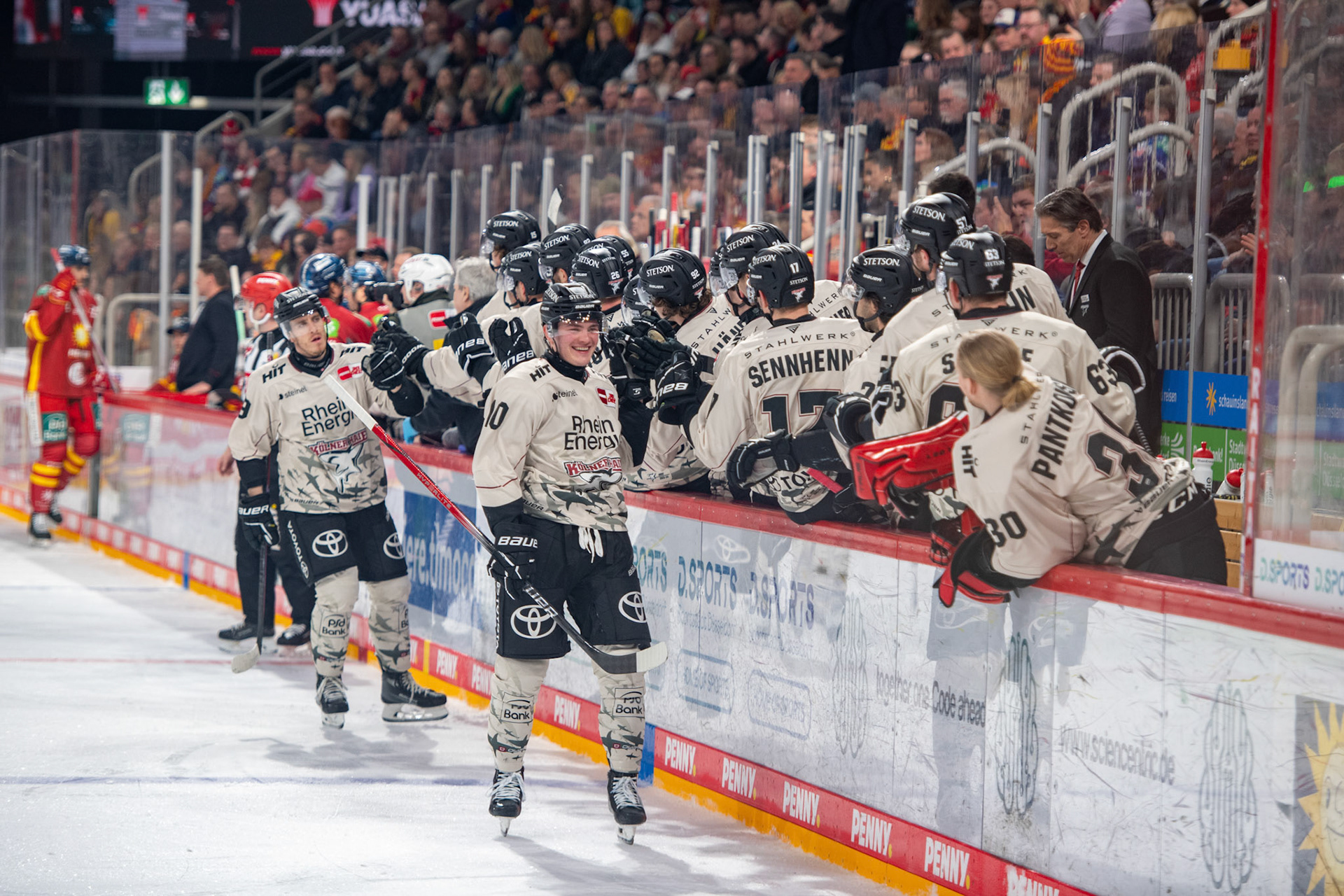 Torjubel; DEL Düsseldorfer EG - Kölner Haie, 25.02.2024