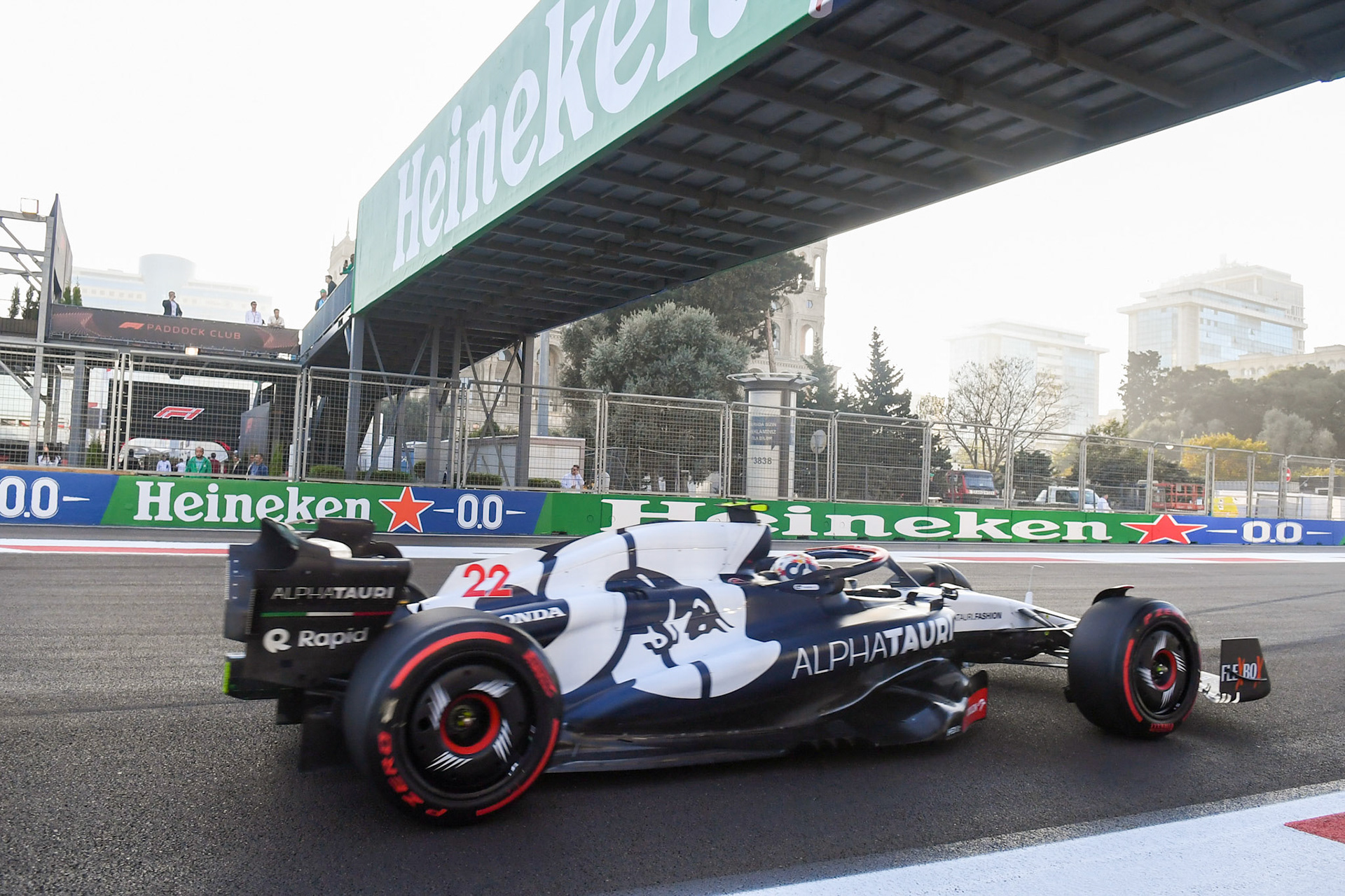 Yuki Tsunoda (JPN) Scuderia Alpha Tauri; Formel 1 GP Baku Azerbaijan. Freitag 28.04.2023