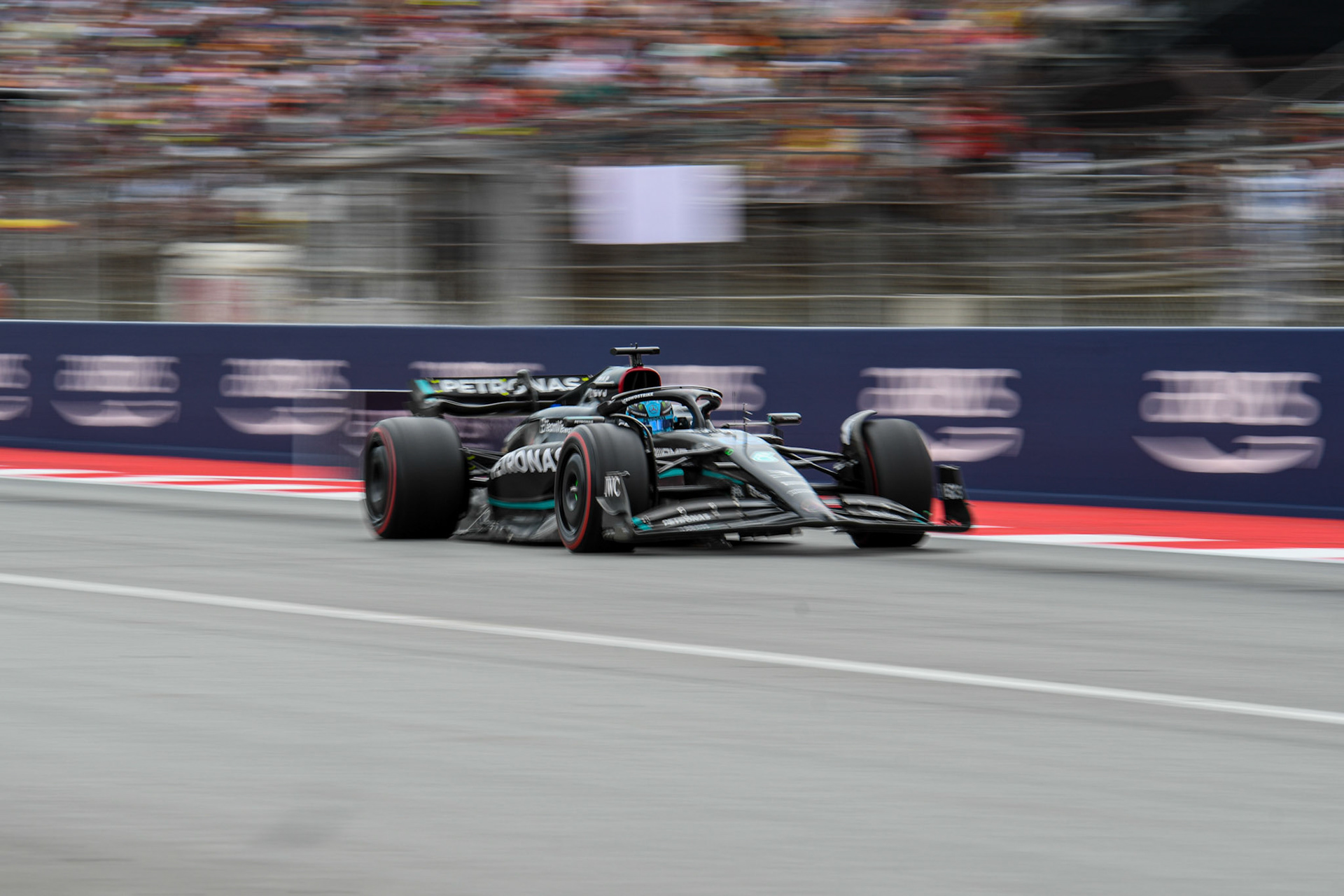 George Russell (GBR) Mercedes AMG F1 Team; Formel 1 GP Barcelona. Sonntag 04.06.2023