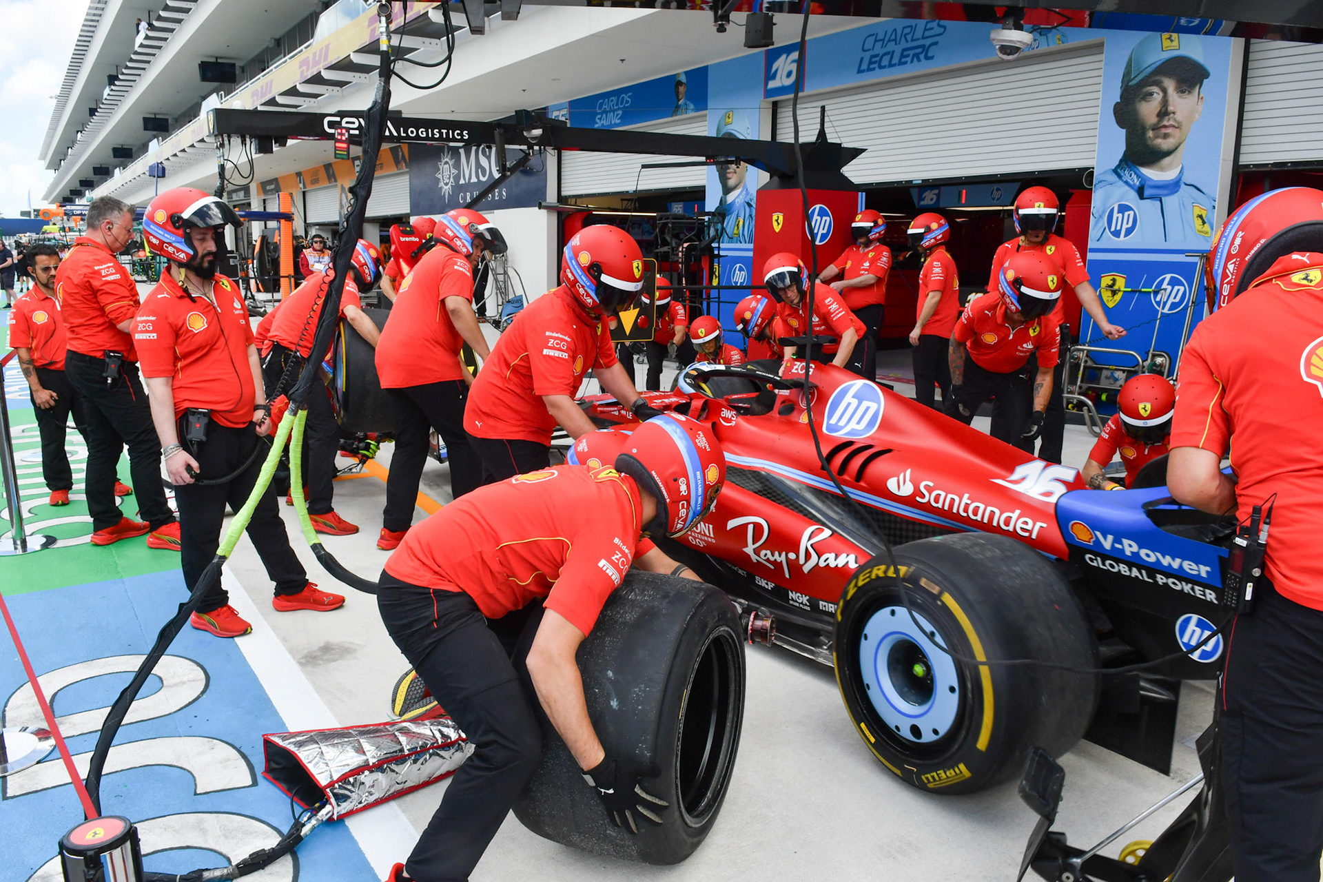Pitstop Charles Leclerc #16, Scuderia Ferrari; Formel 1 GP Miami / USA. 04.05.2024