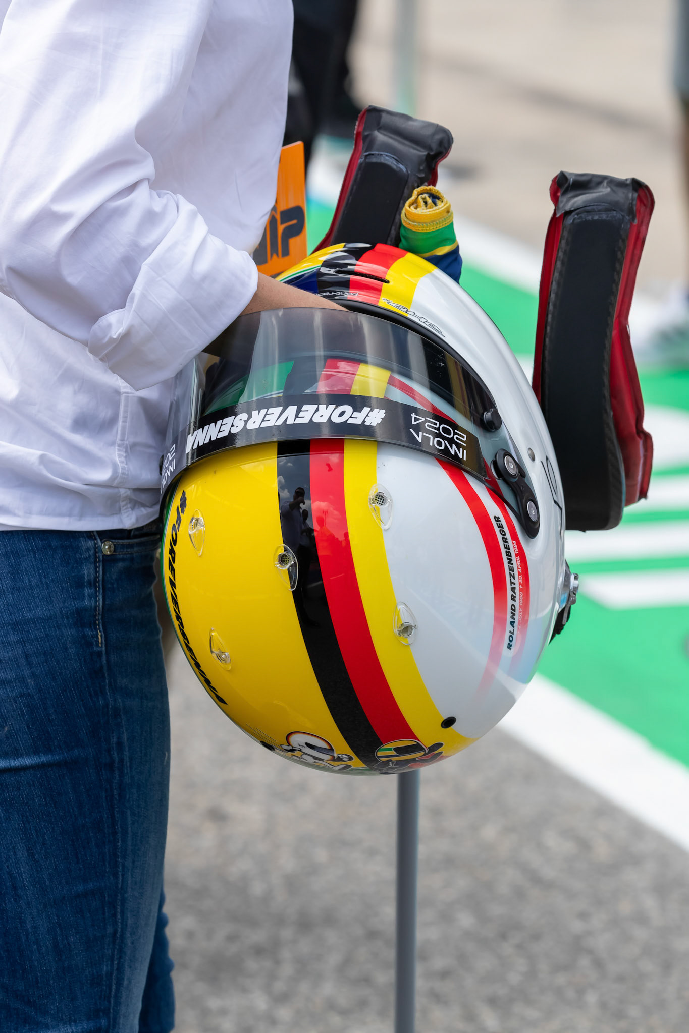 Sebastian Vettels Helm ; F1 GP Imola / Italien Sonntag, 19.05.2024