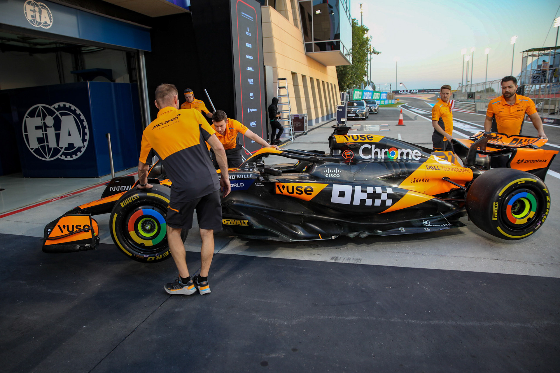 McLaren Formula 1 Team; Formel 1 GP Bahrain. Mittwoch 28.02.2024