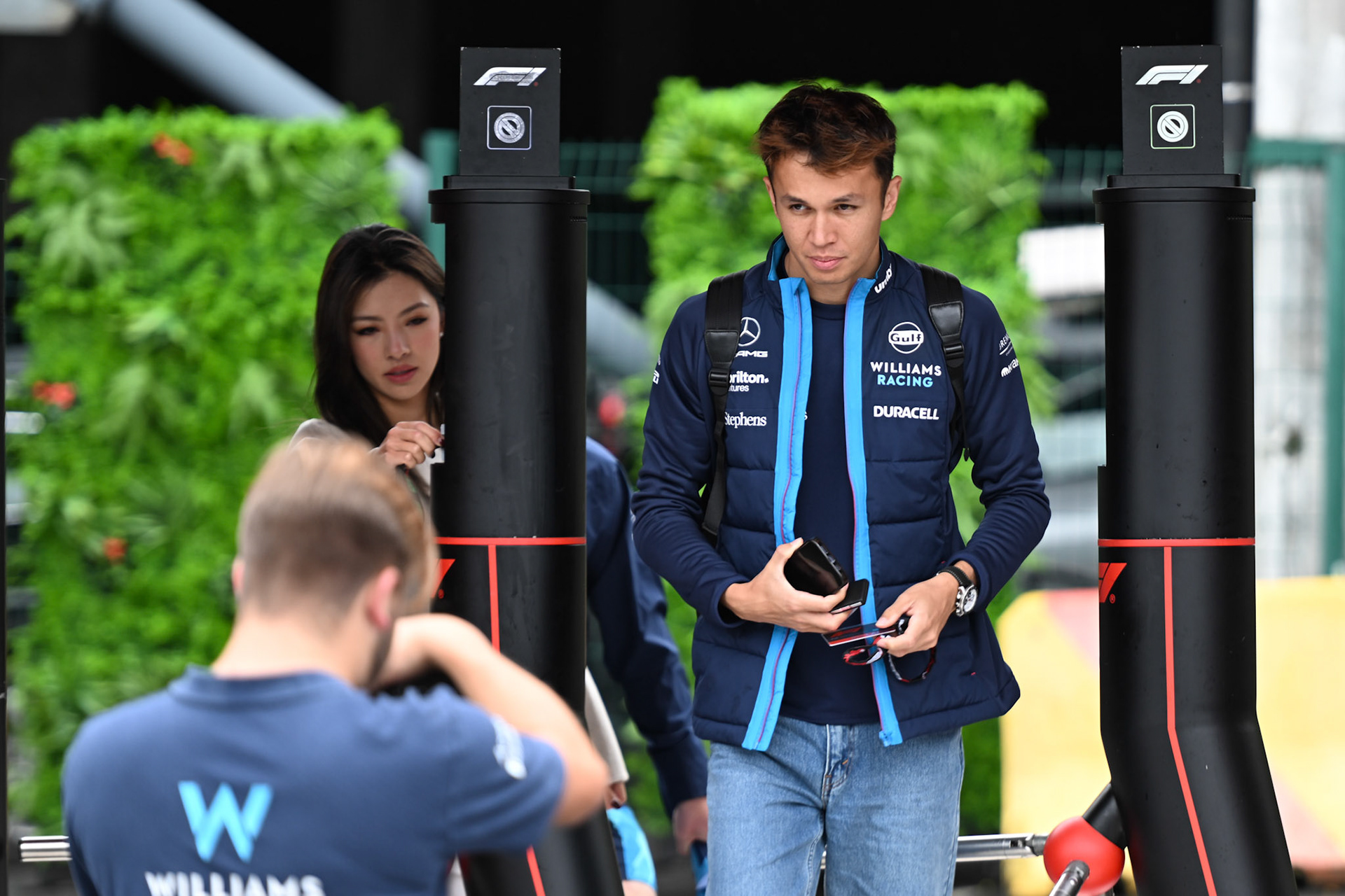 Alexander Albon (THA) Williams Racing und Freundin Lily Muni;Formel 1 GP Spa Francorchamps/ Belgien. Samstag, 29.07.2023