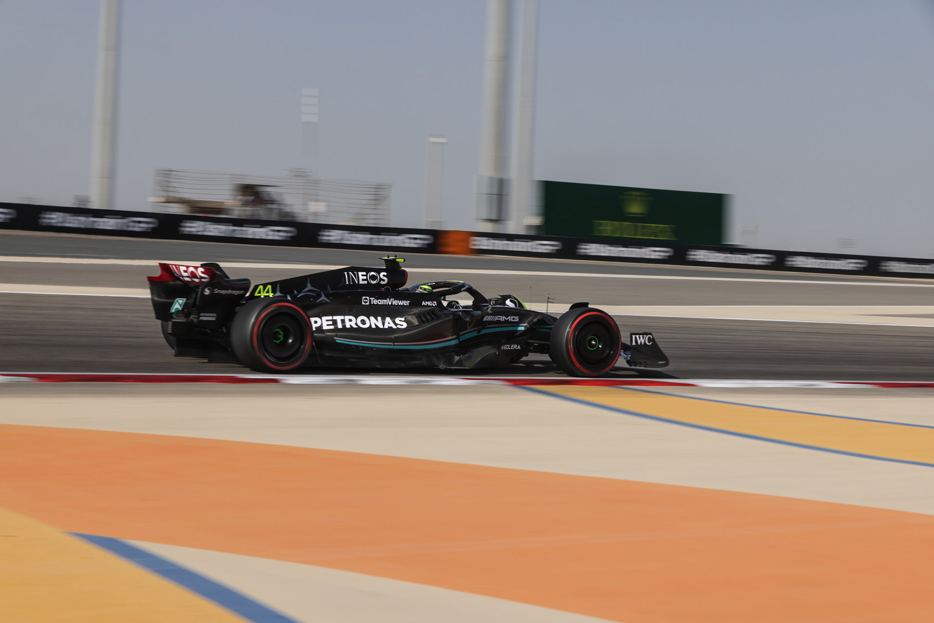 Lewis Hamilton (GBR) Mercedes AMG F1 Team; Formel 1 GP Bahrain. Samstag 04.03.2023