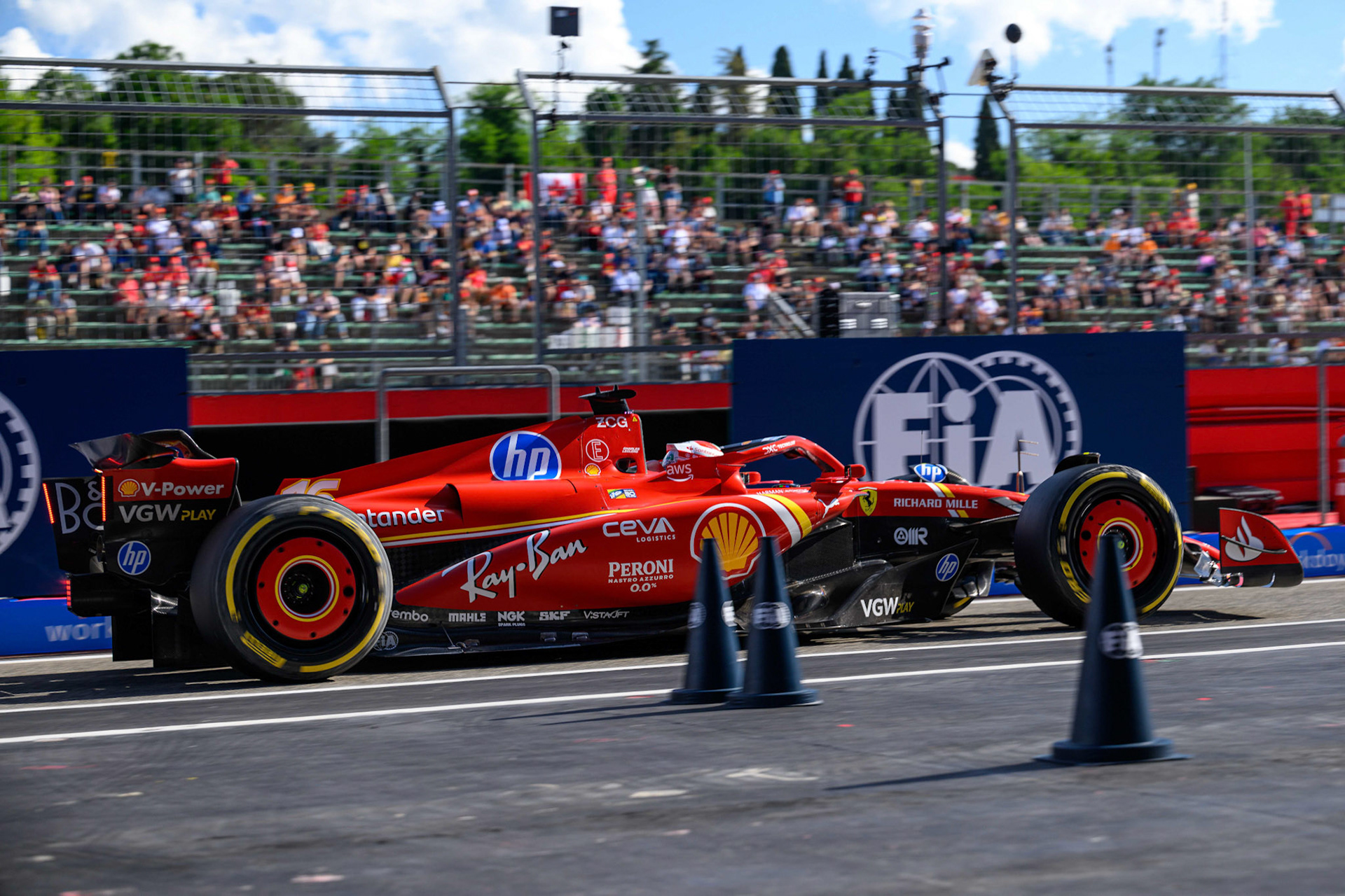 Charles Leclerc #16, Scuderia Ferrari; F1 GP Imola / Italien Freitag, 17.05.2024
