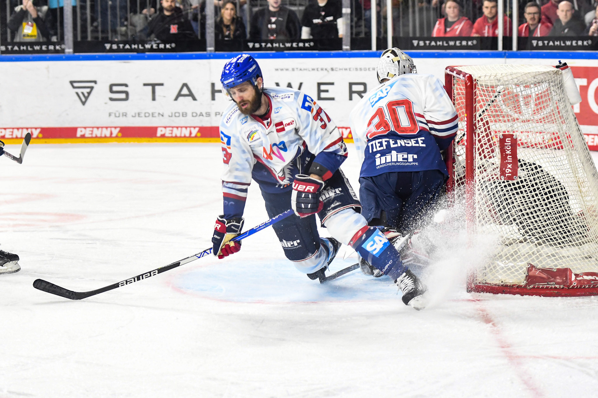 Thomas Larkin; DEL Kölner Haie - Adler Mannheim, 17.03.2023