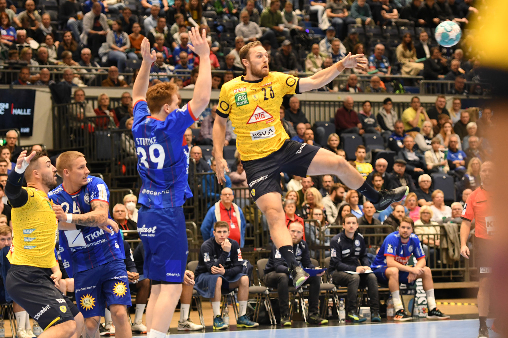 Albin Lagergren #23; Handball Bundesliga; BHC 06 - Rhein Neckar Loewen 29.09.2022