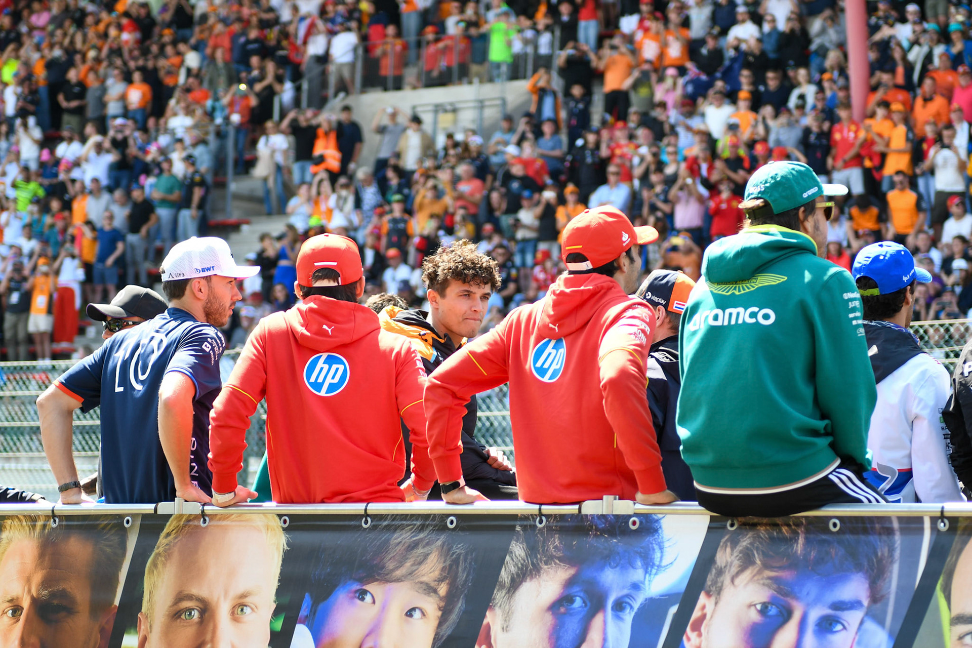 Pierre Gasly #10, BWT Alpine F1 Team und Charles Leclerc #16, Scuderia Ferrari und Carlos Sainz #55, Scuderia Ferrari und Lando Norris #4, McLaren Formula 1 Team und Fernando Alonso #14, Aston Martin Aramco F1 Team;Formel 1 GP Spa / Belgien. Sonntag, 28.07.2024