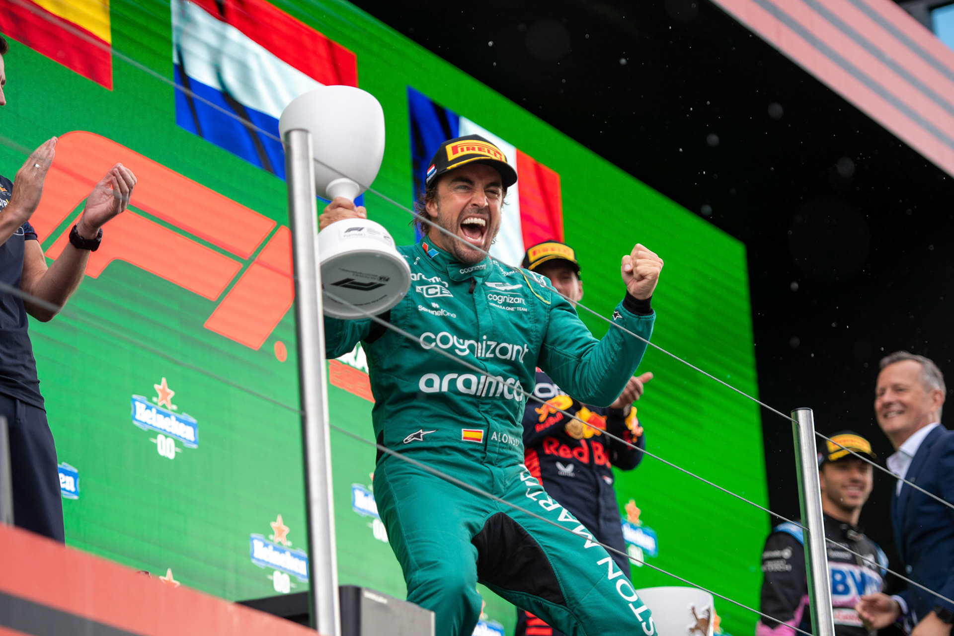 Fernando Alonso (ESP) Aston Martin Formula One Team feiert den zweiten Platz; Formel 1 GP Holland / Zandvoort. Sonntag, 27.08.2023