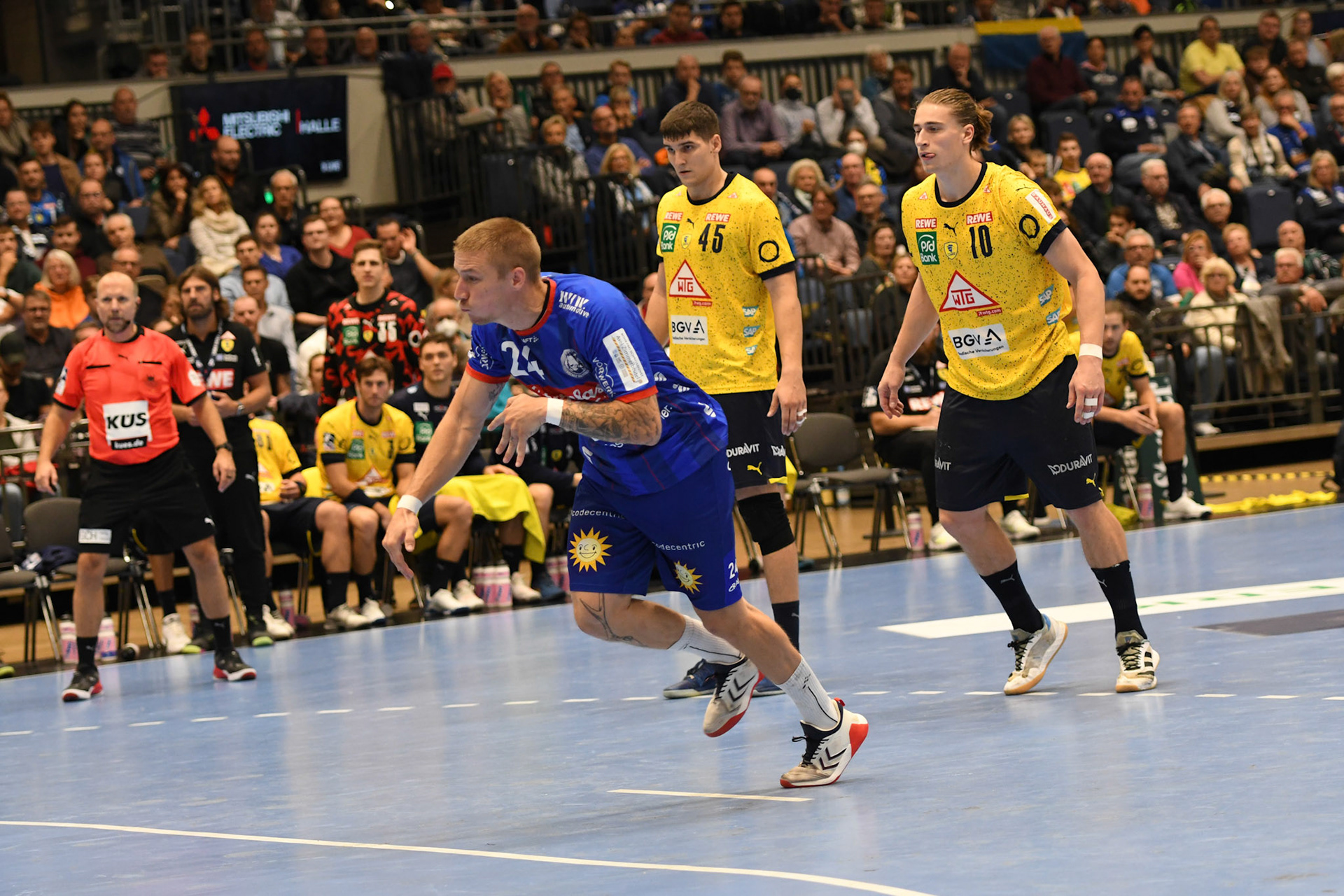 Linus Arnesson #24; Handball Bundesliga; BHC 06 - Rhein Neckar Loewen 29.09.2022