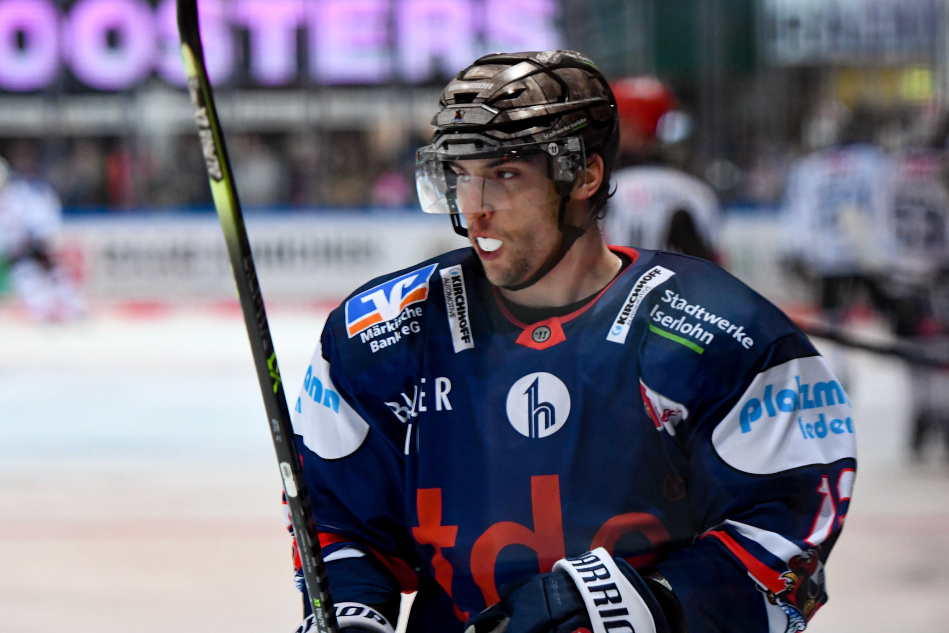Brent Raedeke 9; DEL Iserlohn Roosters - Nuernberg Ice Tigers 17.02.2023