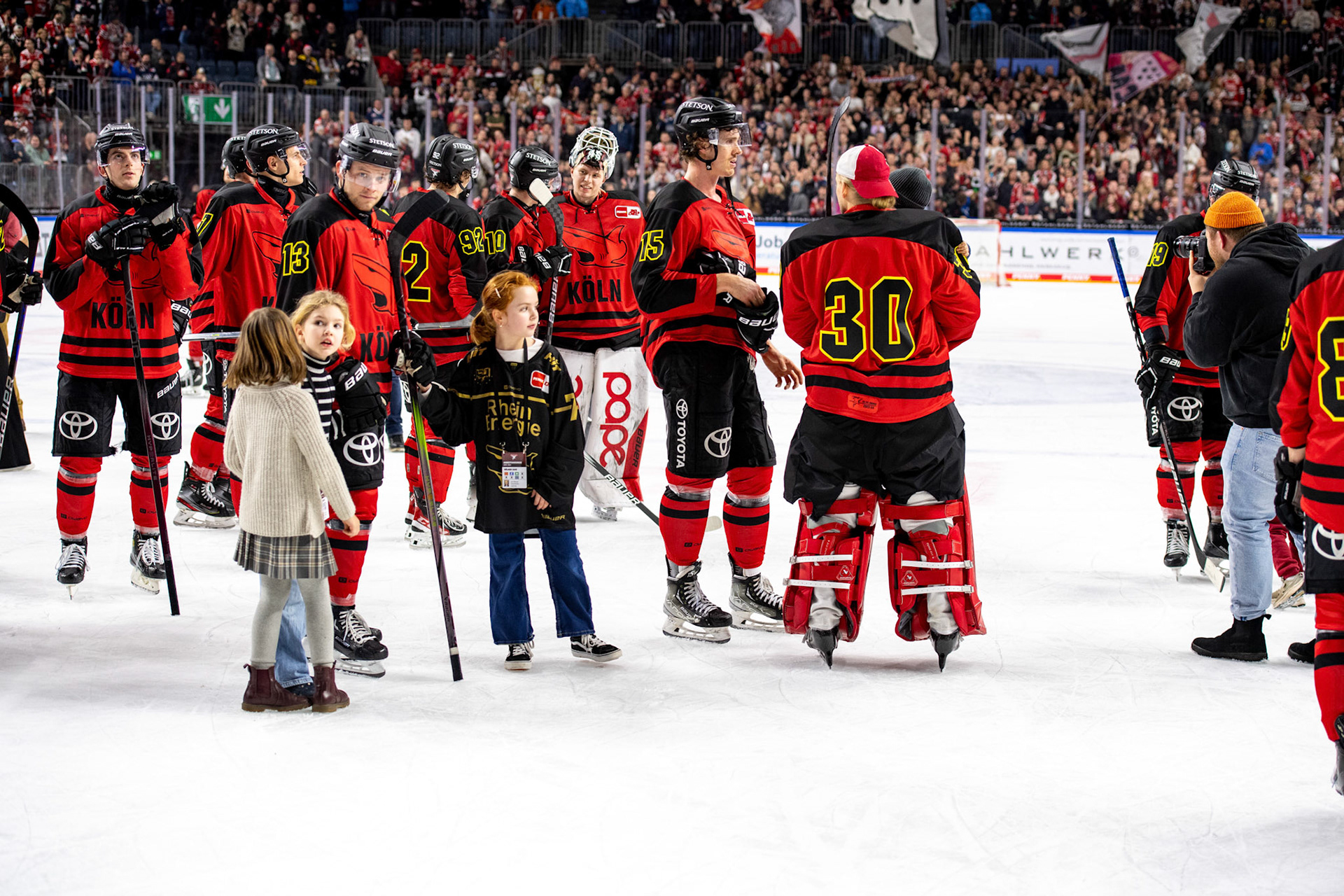 Koelner Haie; DEL Kölner Haie - Nürnberg Ice Tigers, 17.12.2023