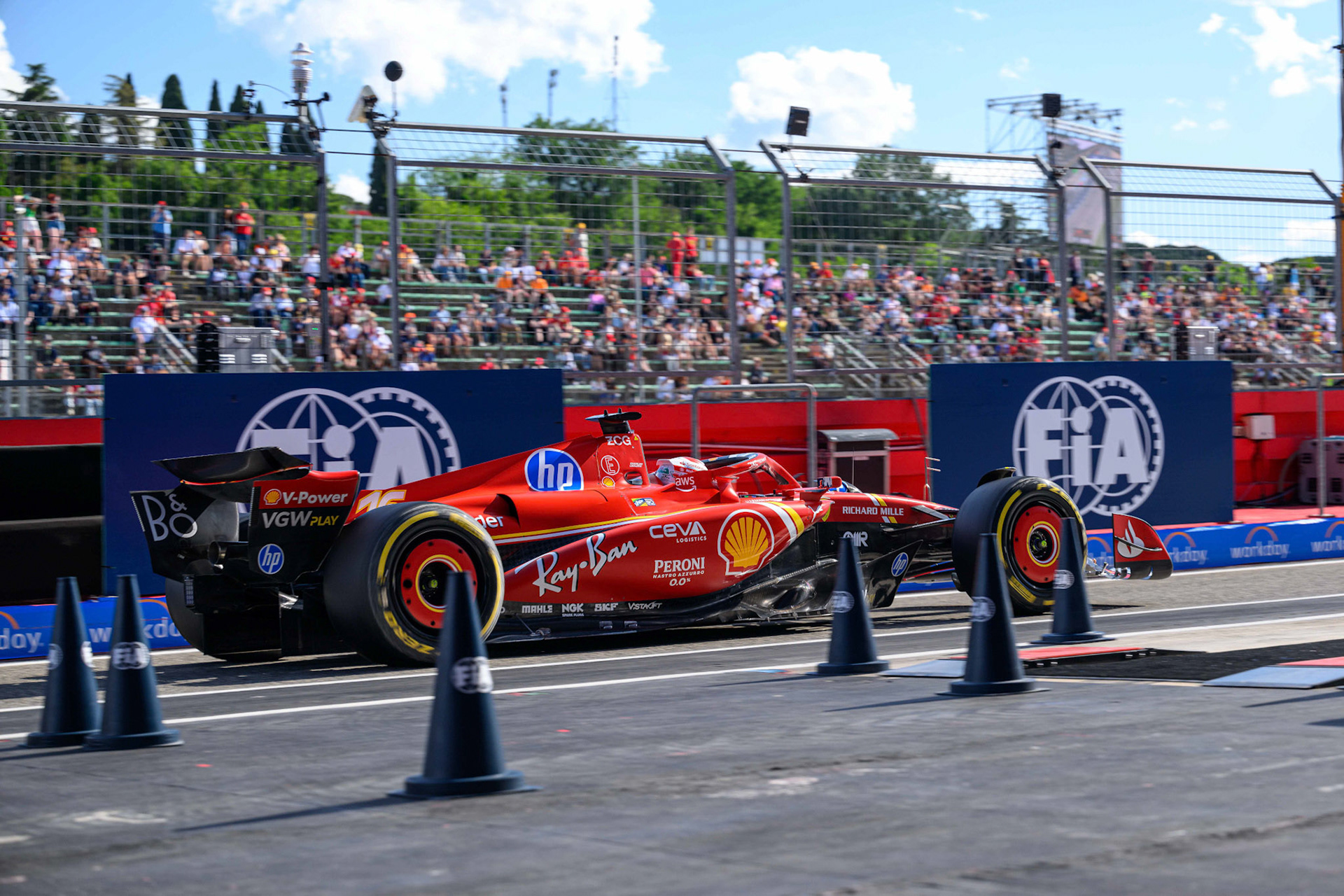 Charles Leclerc #16, Scuderia Ferrari; F1 GP Imola / Italien Freitag, 17.05.2024