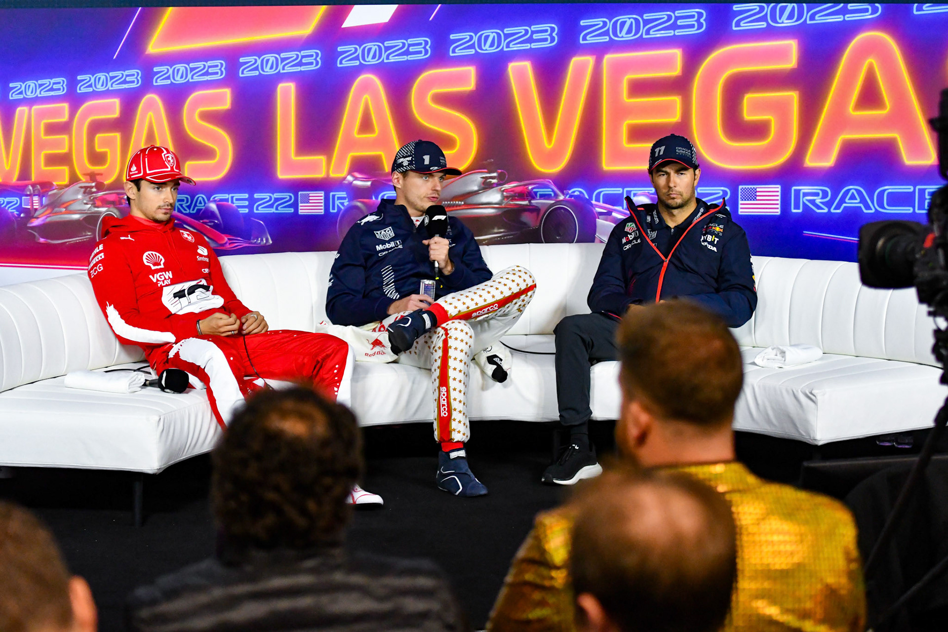 Max Verstappen, Sergio Perez und Charles Leclerc in der Pressekonferenz; Formel 1 GP USA Las Vegas. Sonntag 19.11.2023