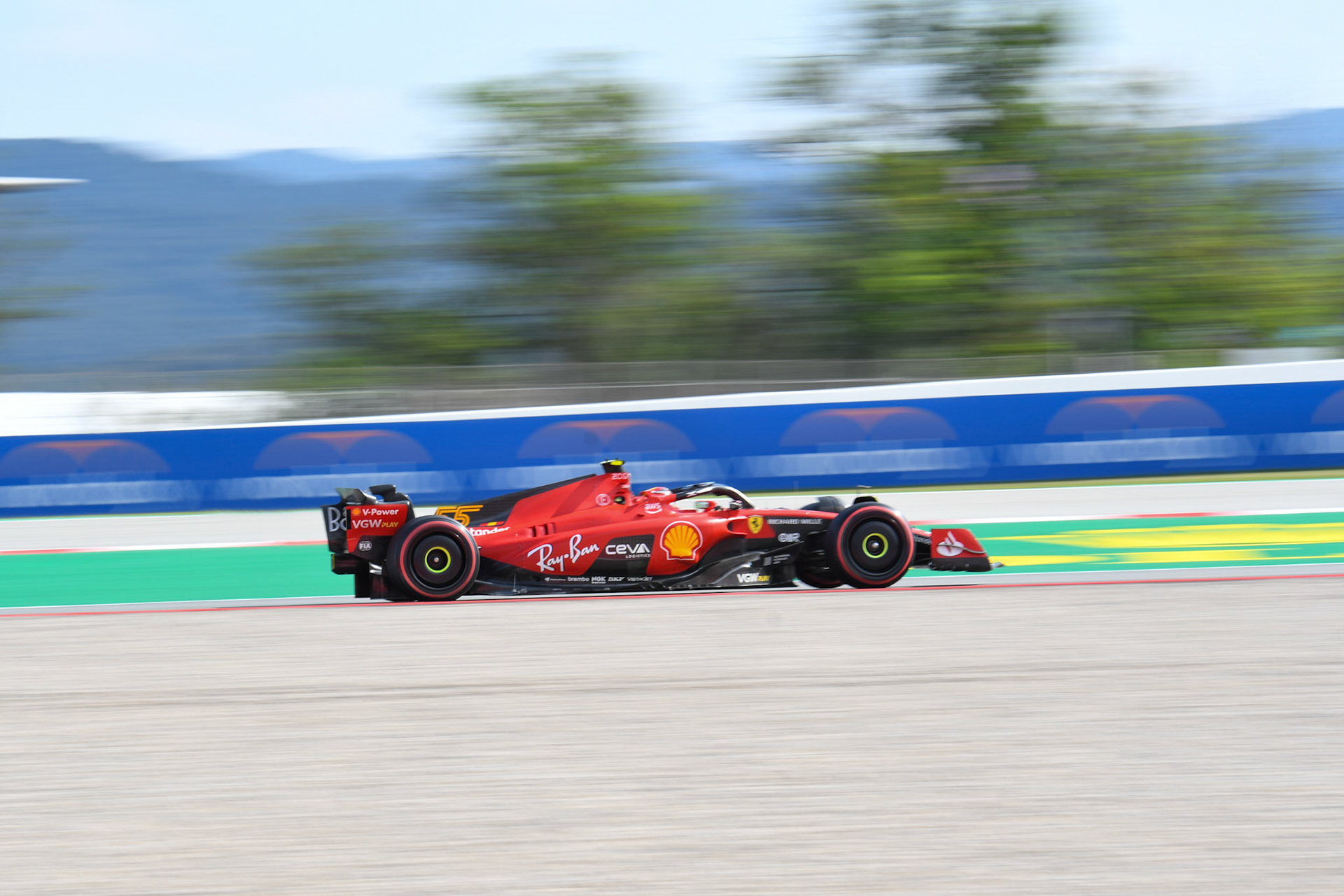 Carlos Sainz (ESP) Scuderia Ferrari; Formel 1 GP Barcelona. Freitag 02.06.2023