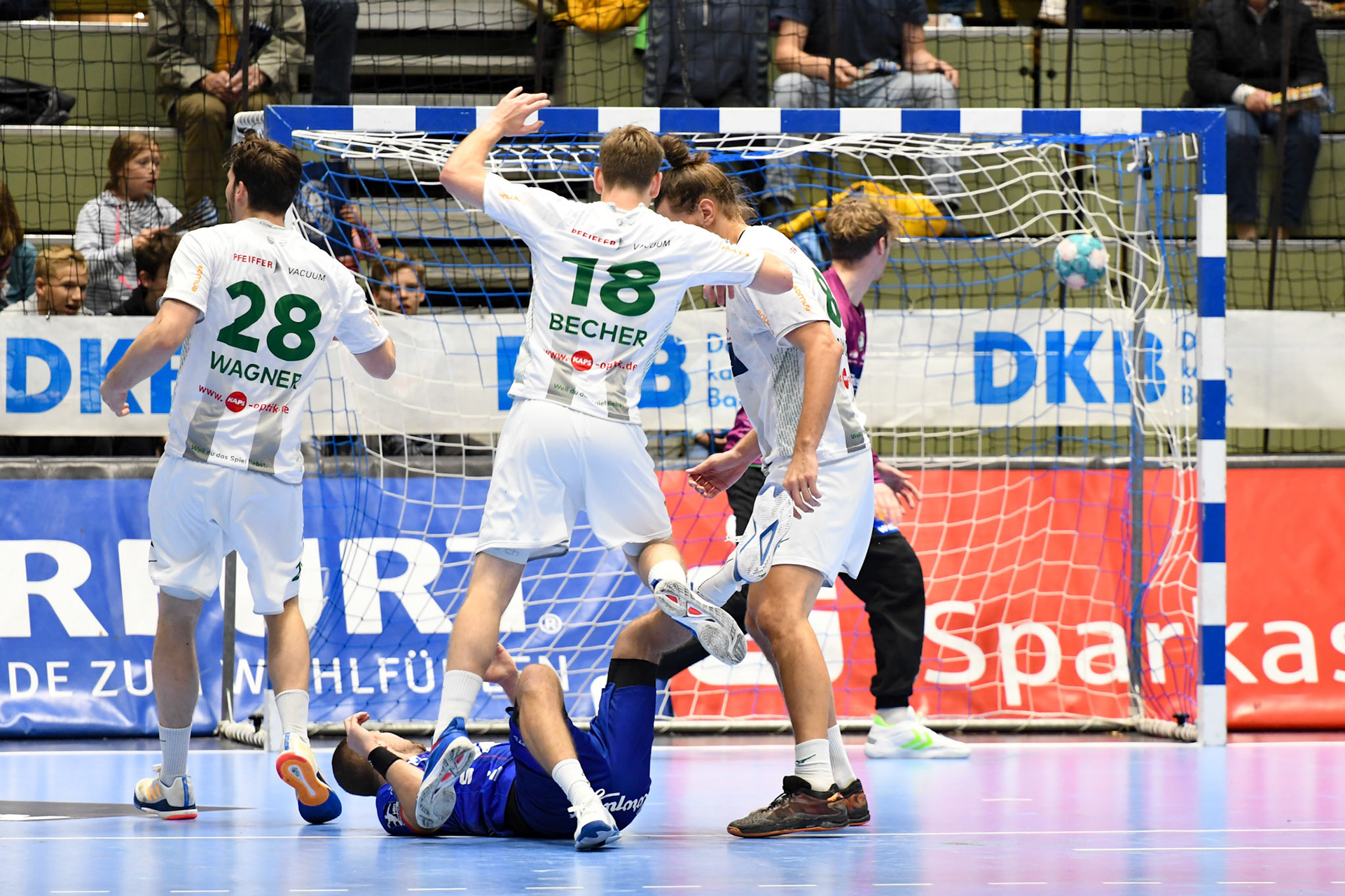 Lukas Becher #18; Handball Bundesliga; BHC 06 - HSG Wetzlar 06.11.2022