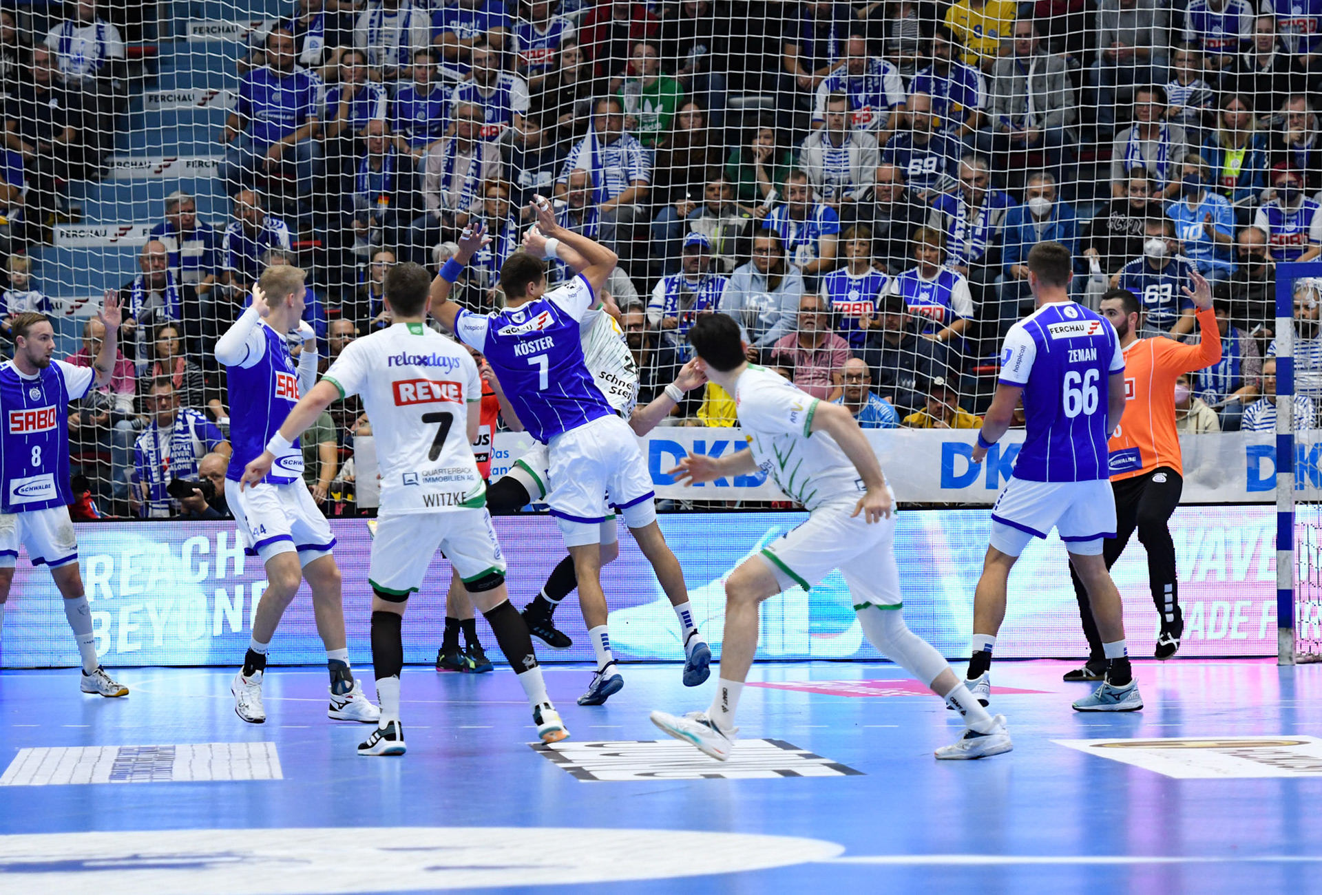 Stepán Zeman #66;  Handball Bundesliga; VfL Gummersbach - SCDHFK Leipzig 09.10.2022