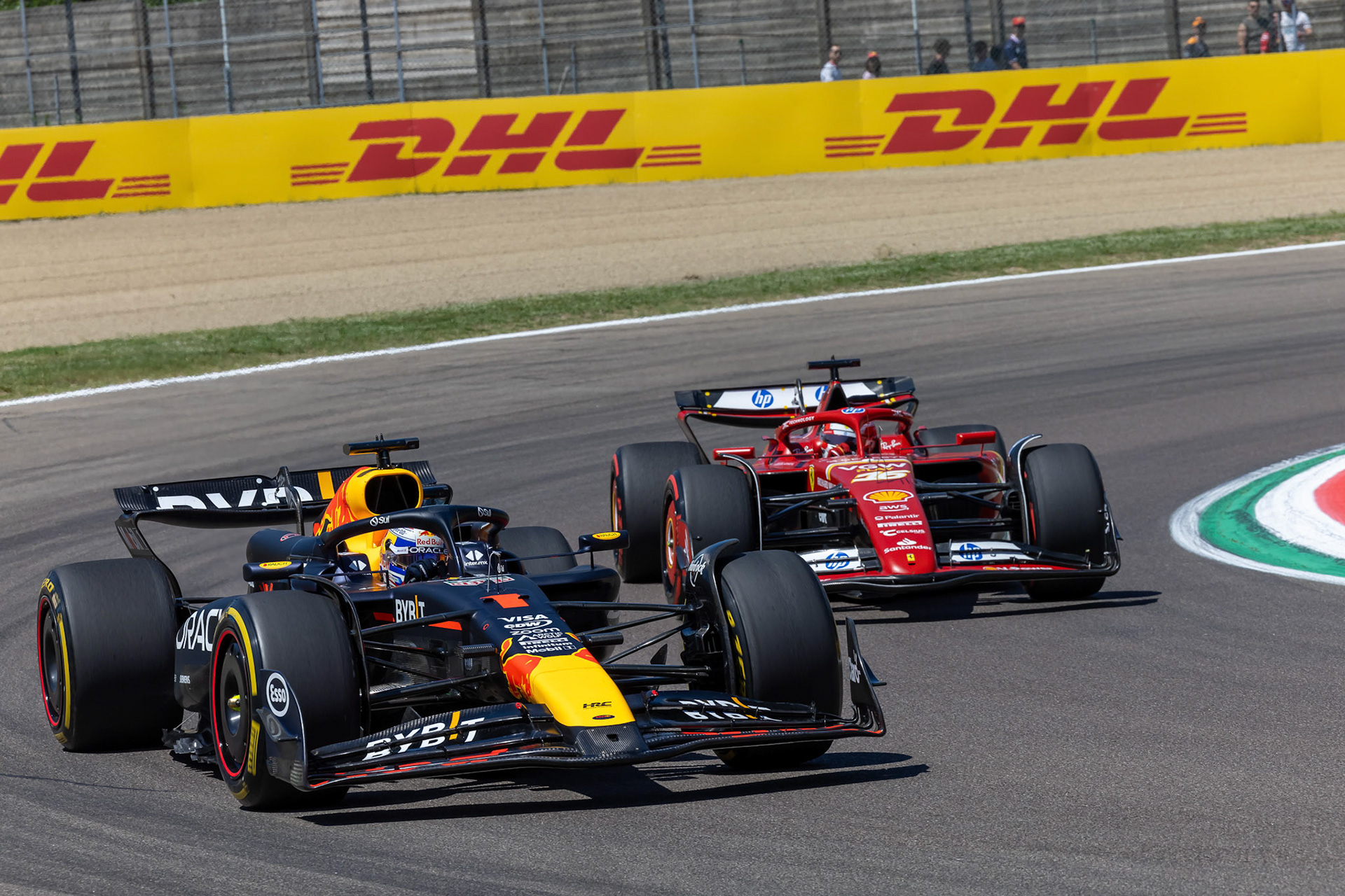 Max Verstappen #1, Oracle Red Bull Racing und Charles Leclerc #16, Scuderia Ferrari; F1 GP Imola / Italien Samstag, 18.05.2024