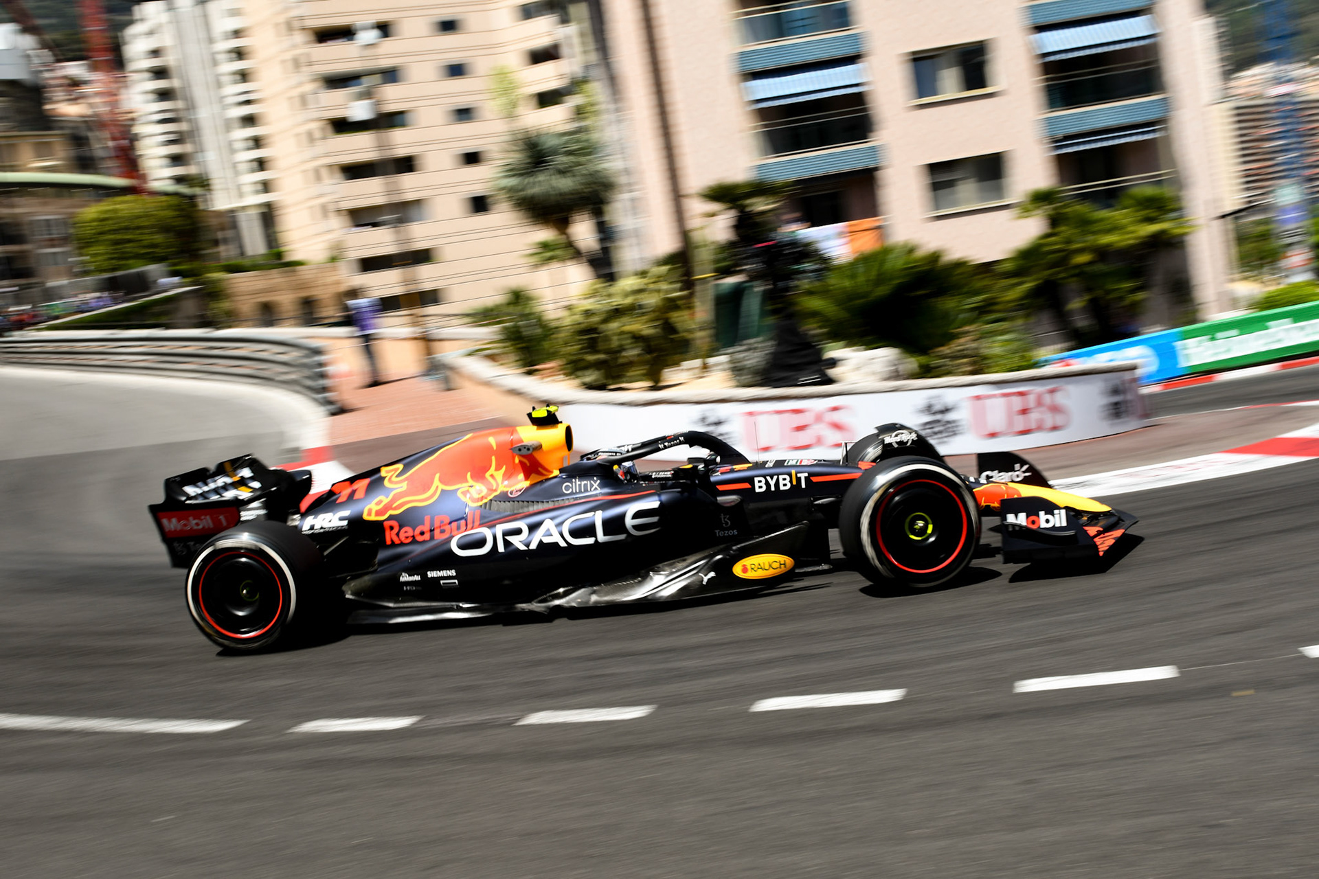 Sergio Perez (MEX) Red Bull Racing; Formel 1 Monaco am 27.05.2022