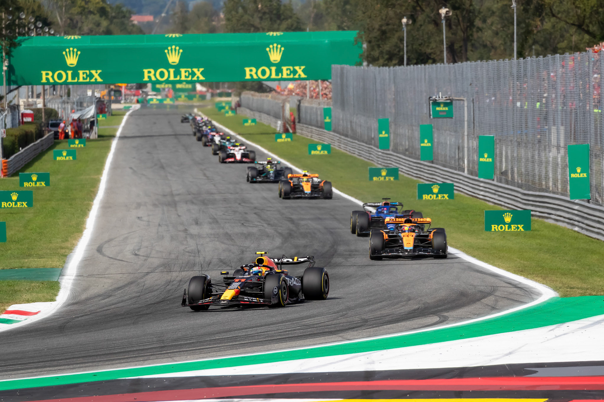 Sergio Perez (MEX) Red Bull Racing; Formel 1 GP Italien / Monza. Sonntag, 03.09.2023
