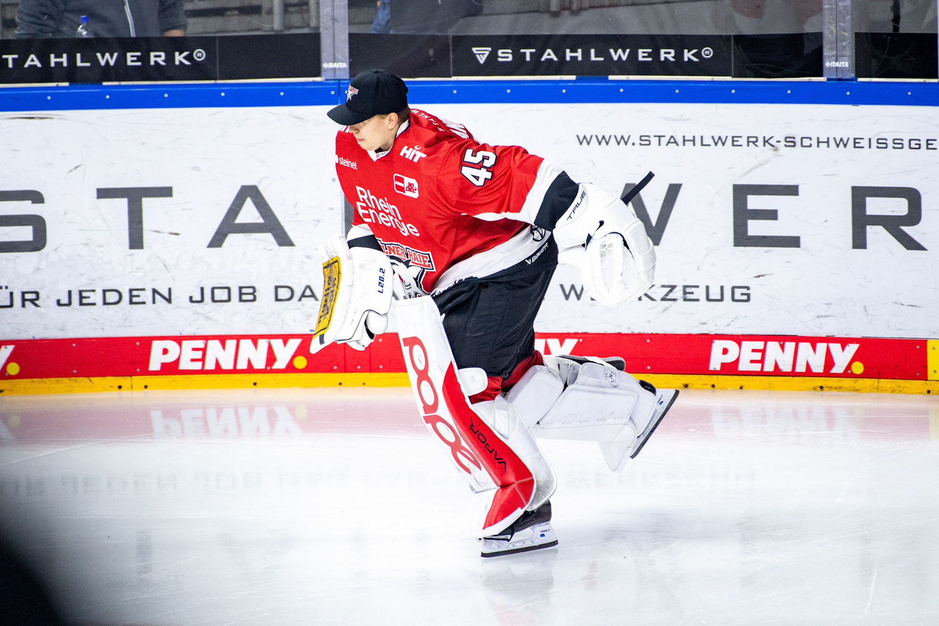 Tobias Ancicka; DEL Kölner Haie - EHC Red Bull München, 27.10.2023