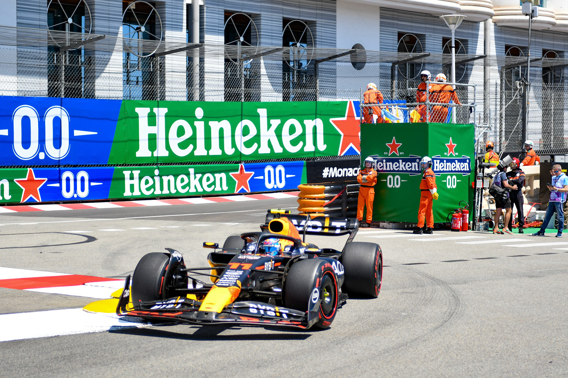 Sergio Perez (MEX) Red Bull Racing; Formel 1 GP Monaco. Samstag 27.05.2023
